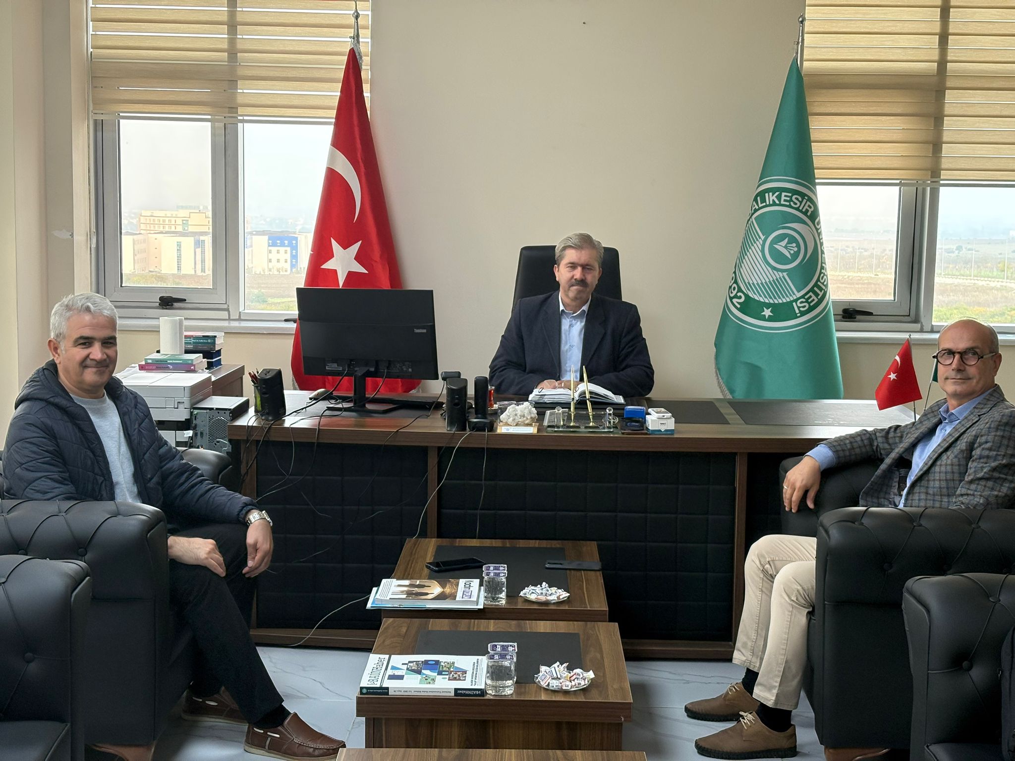 Eğitim Bir Sen Balıkesir 2 No'lu Şube'den Dekanımız Prof. Dr. Mehmet ÖZKAN'a Ziyaret