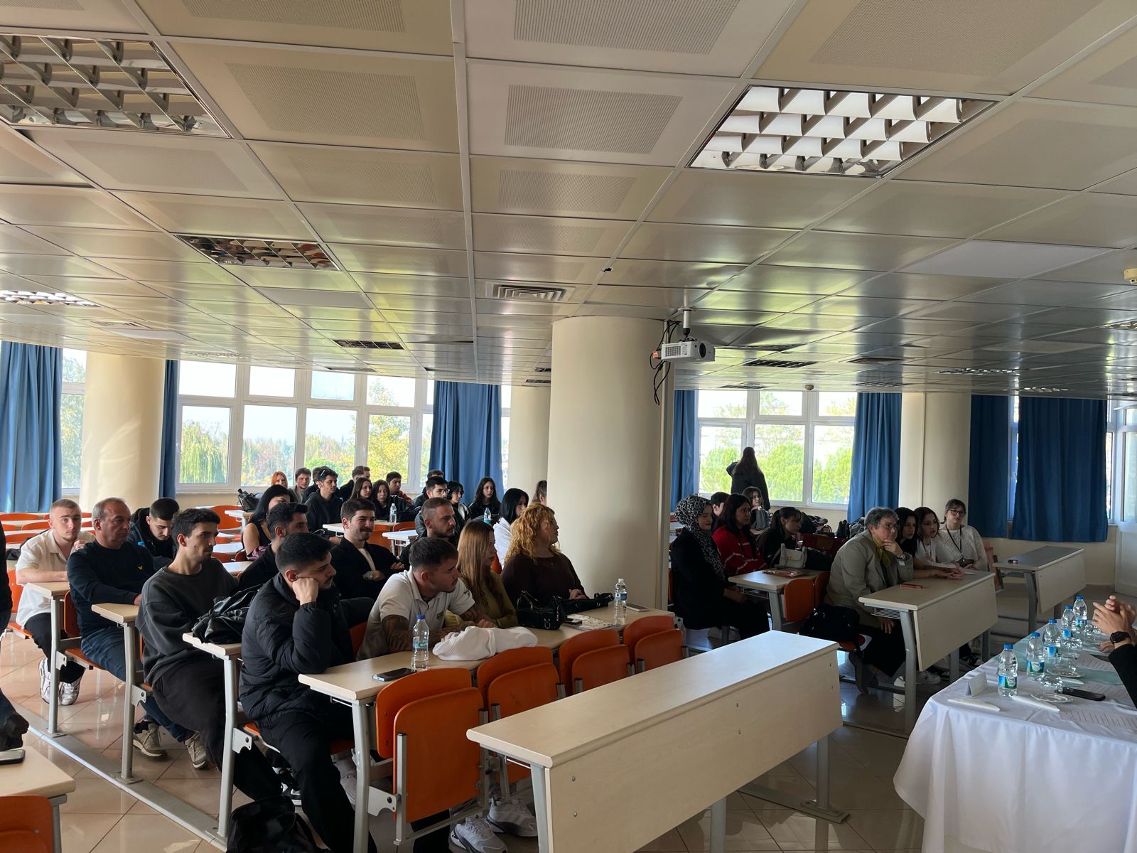 Professional Sharing Days 2025 Held with Alumni Participation 7