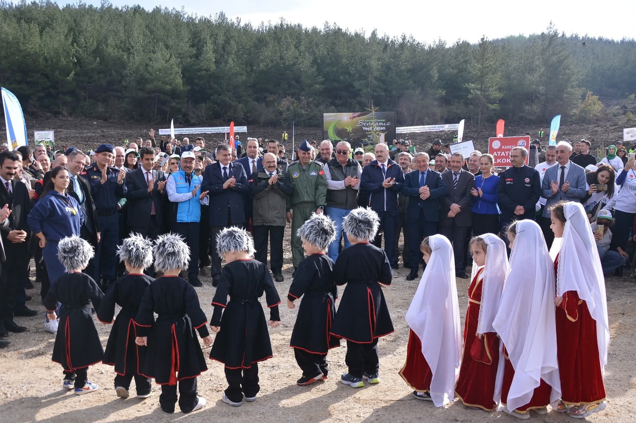 Balıkesir Üniversitesi Milli Ağaçlandırma Günü Fidan Dikim Töreninde Temsil Edildi 3