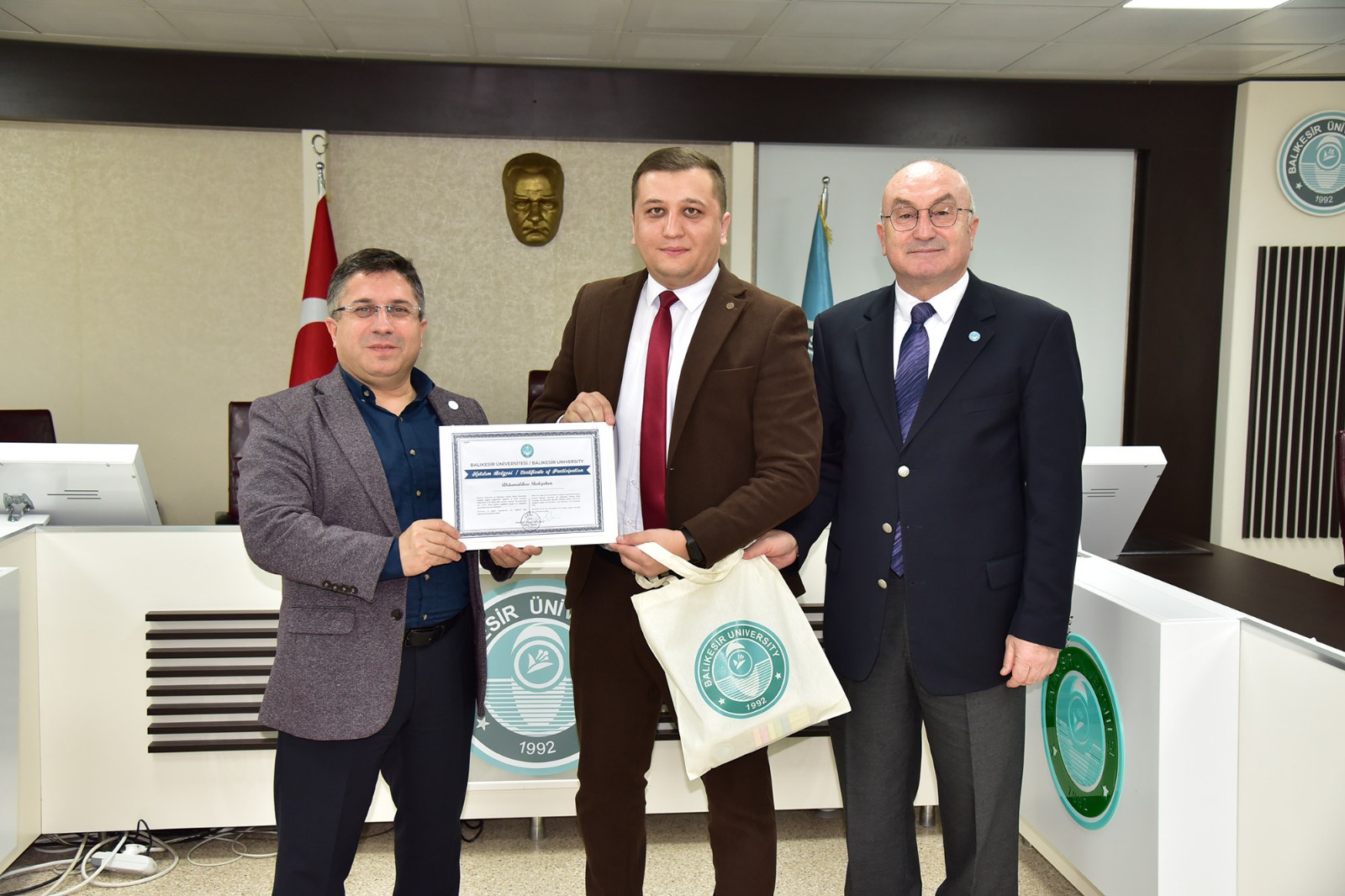 BAÜN ve Gülistan Devlet Üniversitesi İş Birliğinde Ortak Akademik Program Tamamlandı 6