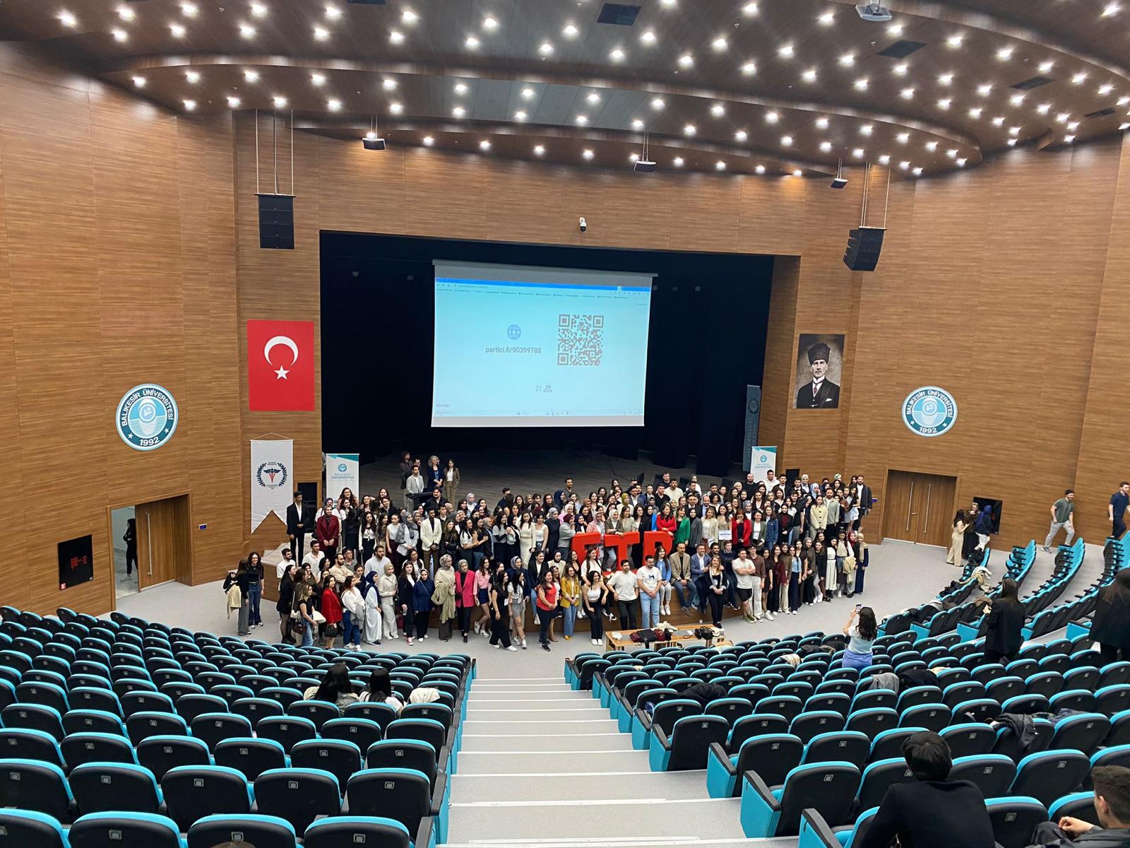 III. Güney Marmara Fizyoterapi ve Rehabilitasyon Bölümleri Öğrenci Sempozyumu Gerçekleştirildi. 2