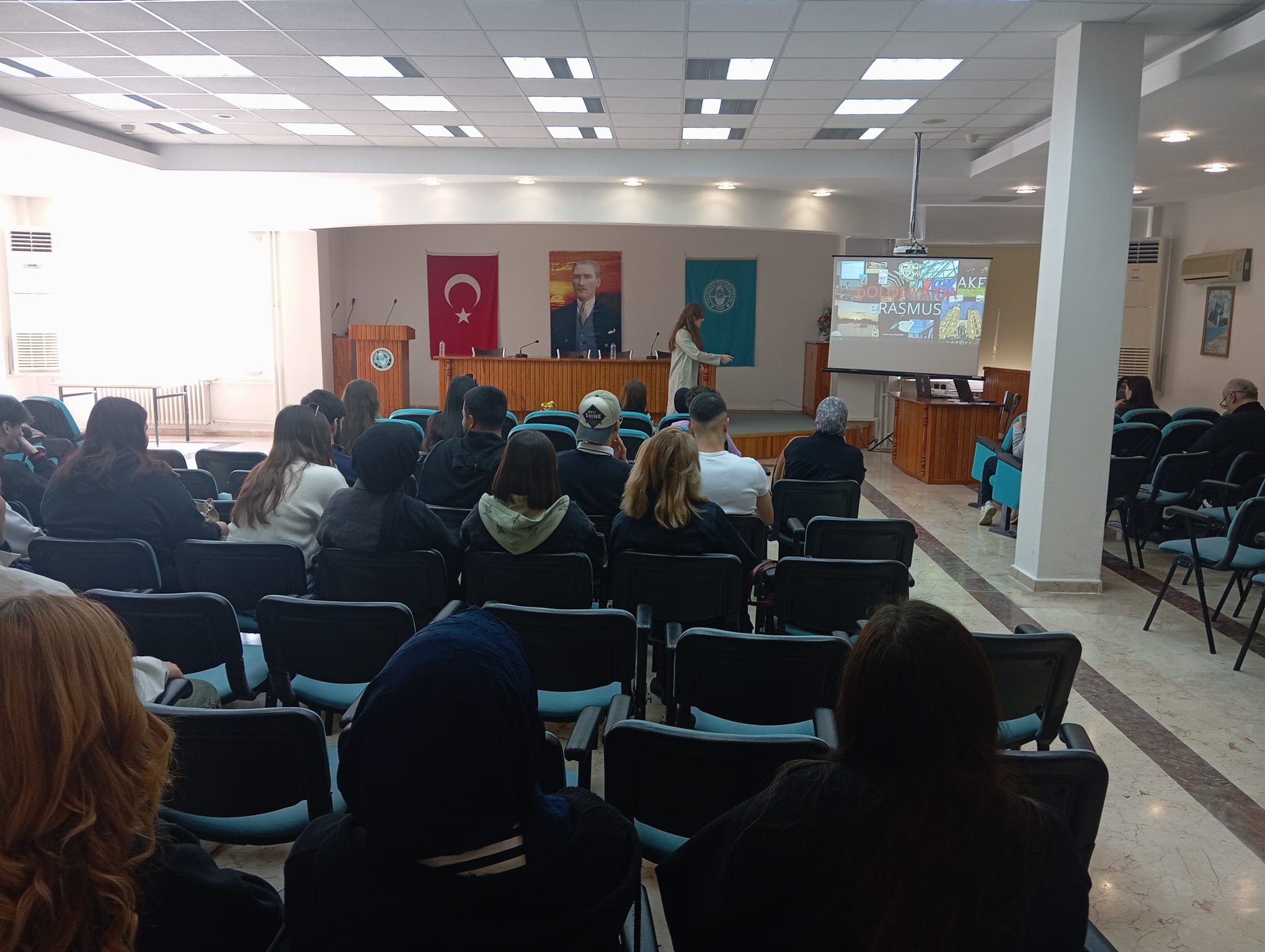 Erasmus+ Öğrenci Öğrenim Hareketliliği Bilgilendirme Toplantısı Gerçekleştirildi 1