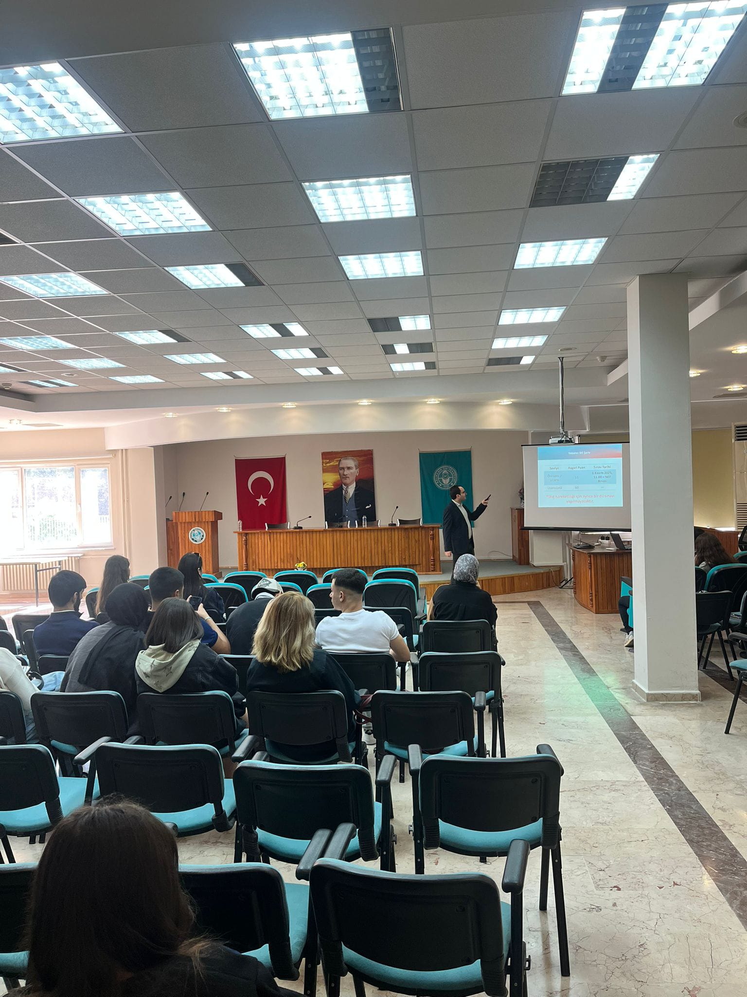 Erasmus+ Öğrenci Öğrenim Hareketliliği Bilgilendirme Toplantısı Gerçekleştirildi