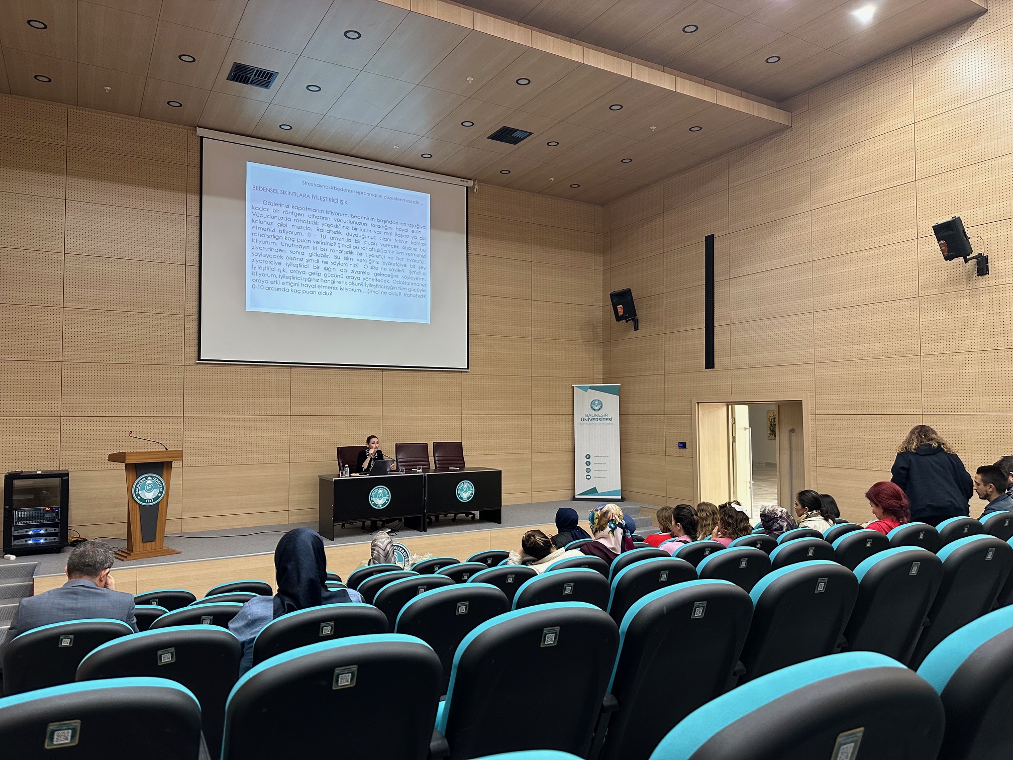 Üniversitemiz Personeline "İş Yaşamında Stres Yönetimi" Konulu Eğitim Verilmiştir 1
