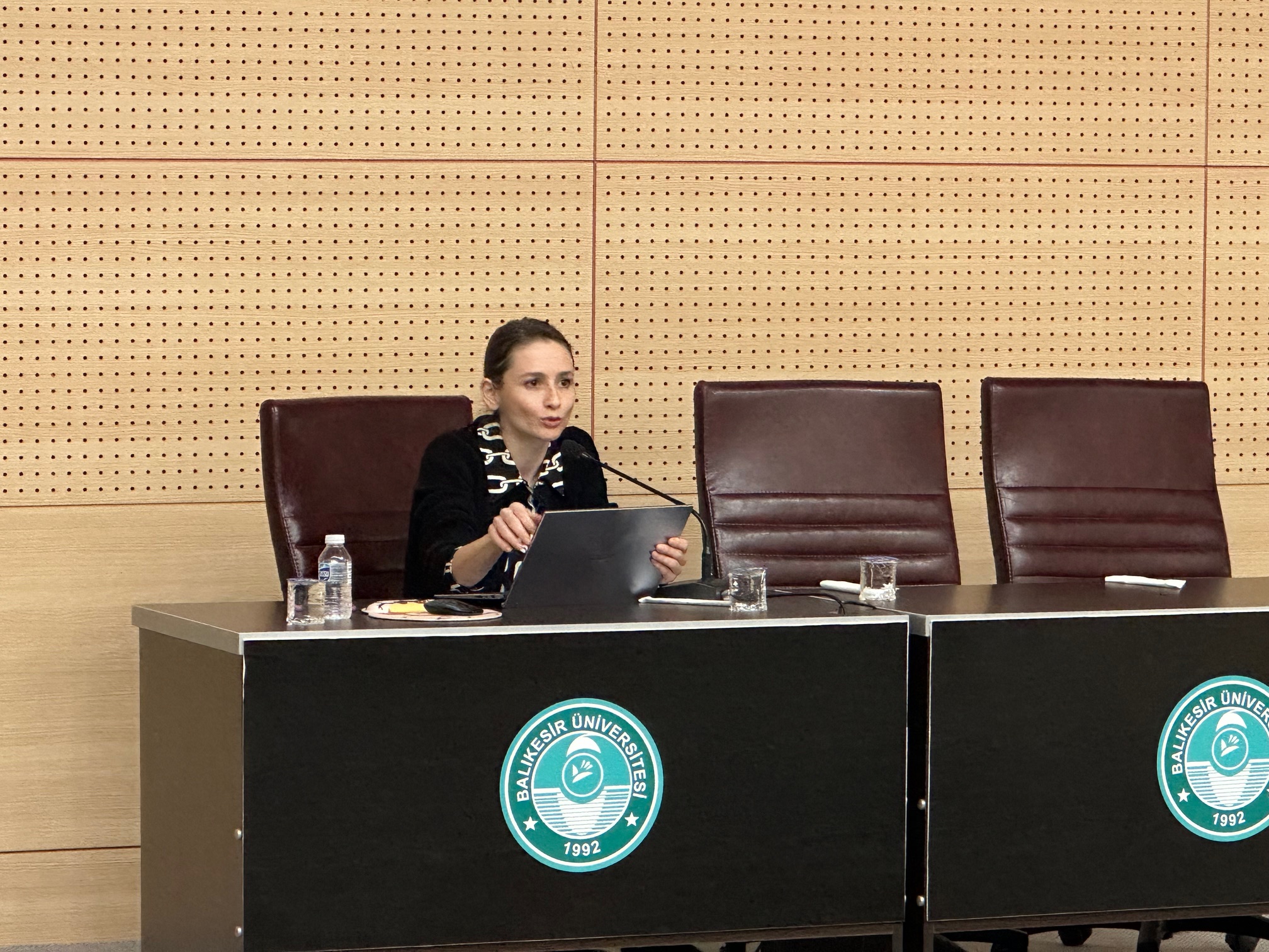 Üniversitemiz Personeline "İş Yaşamında Stres Yönetimi" Konulu Eğitim Verilmiştir