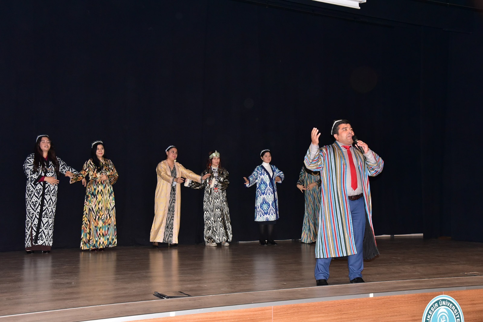 BAÜN TÖMER Students Participated in the Turkish-Uzbek Youth Forum Organised on the Occasion of the Uzbek Turkish Language Day 4