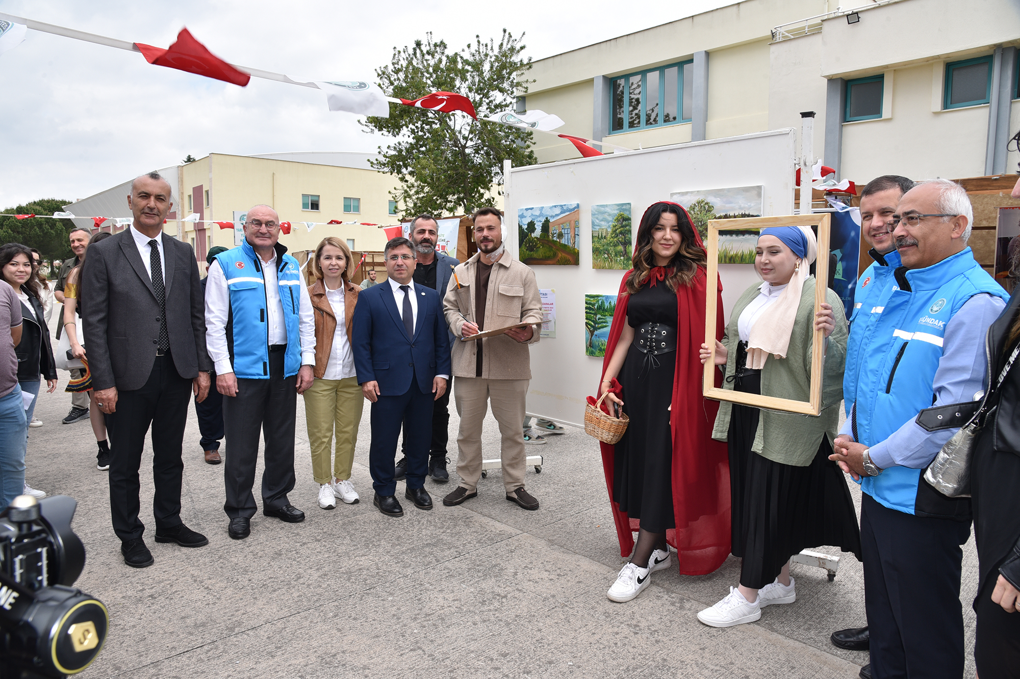 Balıkesir Üniversitesinde Gençlik Haftası Bilim, Kültür, Sanat ve Spor Etkinlikleri Gerçekleştirdi 6
