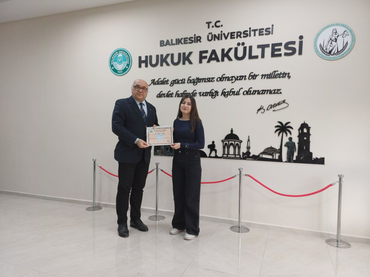 Akademik Hukuk Topluluğu 16
