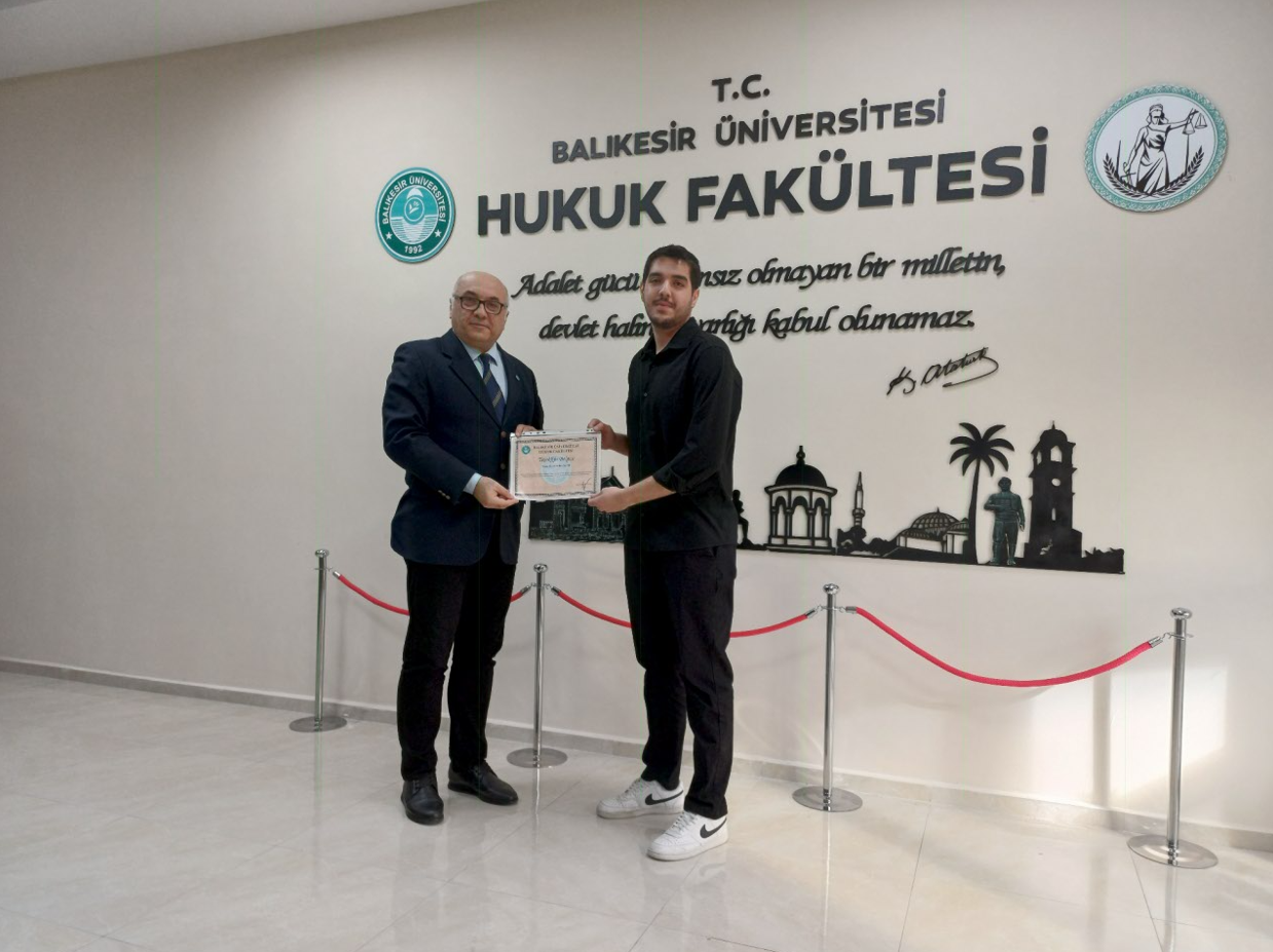 Akademik Hukuk Topluluğu 11