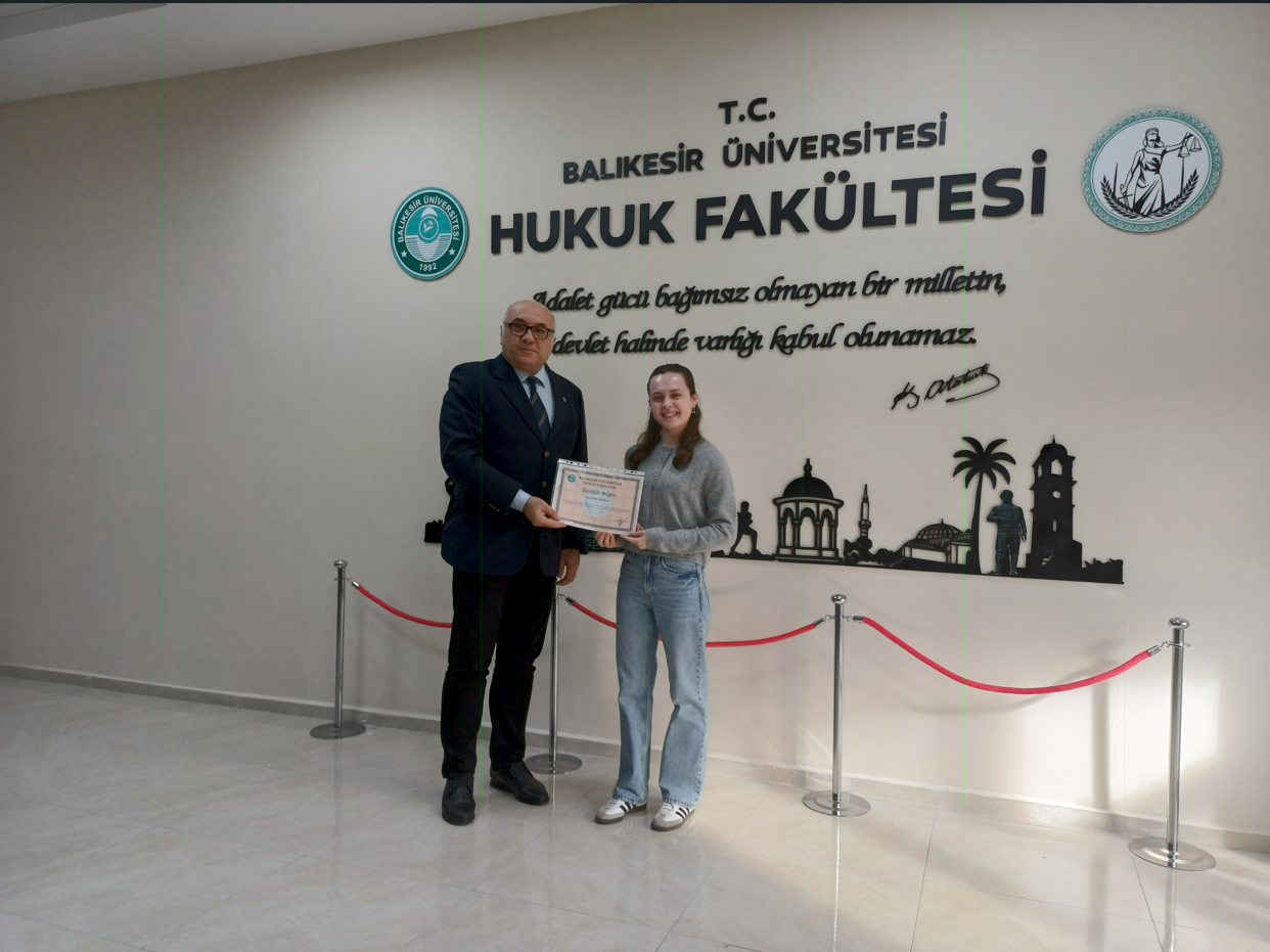 Akademik Hukuk Topluluğu 4