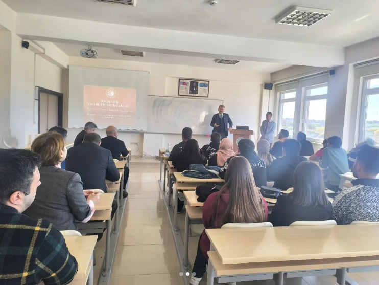 BAÜN Savaştepe MYO’da Emlak Sektöründe Güncel Gelişmeler, Mevzuat ve Mesleki Uygulamalar Konuşuldu 2