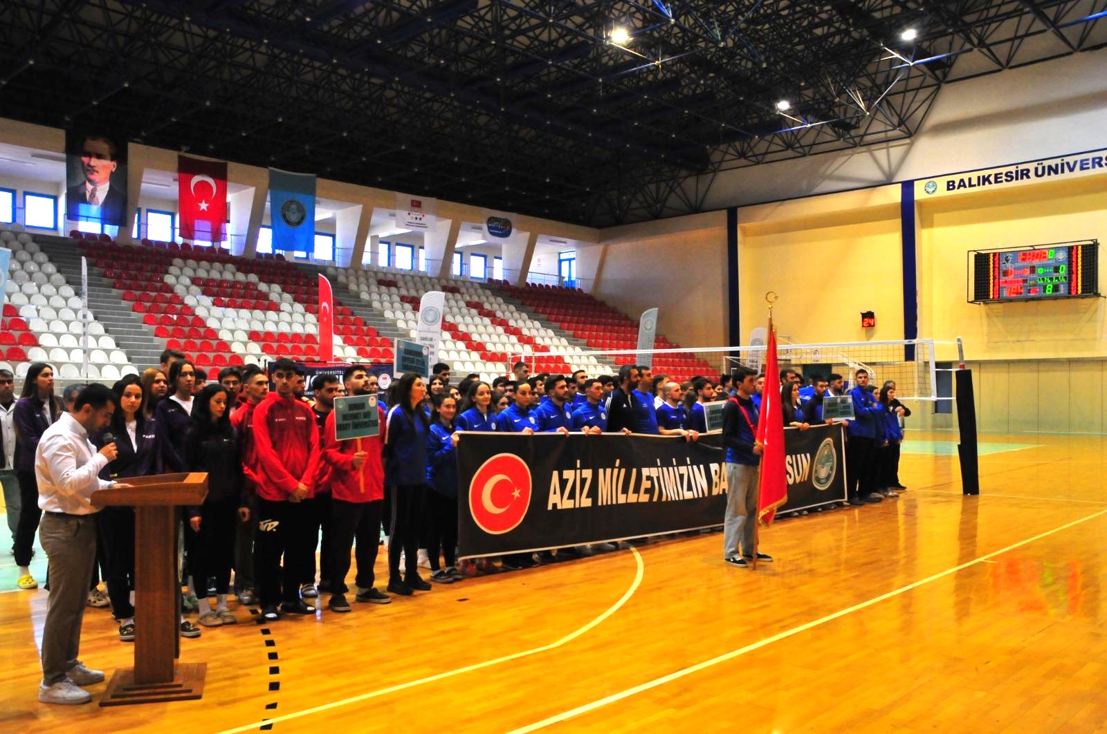 Balıkesir Üniversitesi Ev Sahipliğinde Üniversiteler Arası Voleybol Grup Müsabakaları Heyecanı