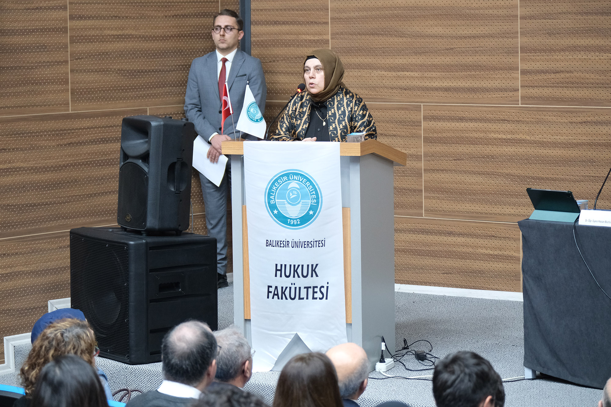 BAÜN’den Uluslararası Hukuka Önemli Katkı: Savaş ve Çatışma Konferansı Gerçekleştirildi 4