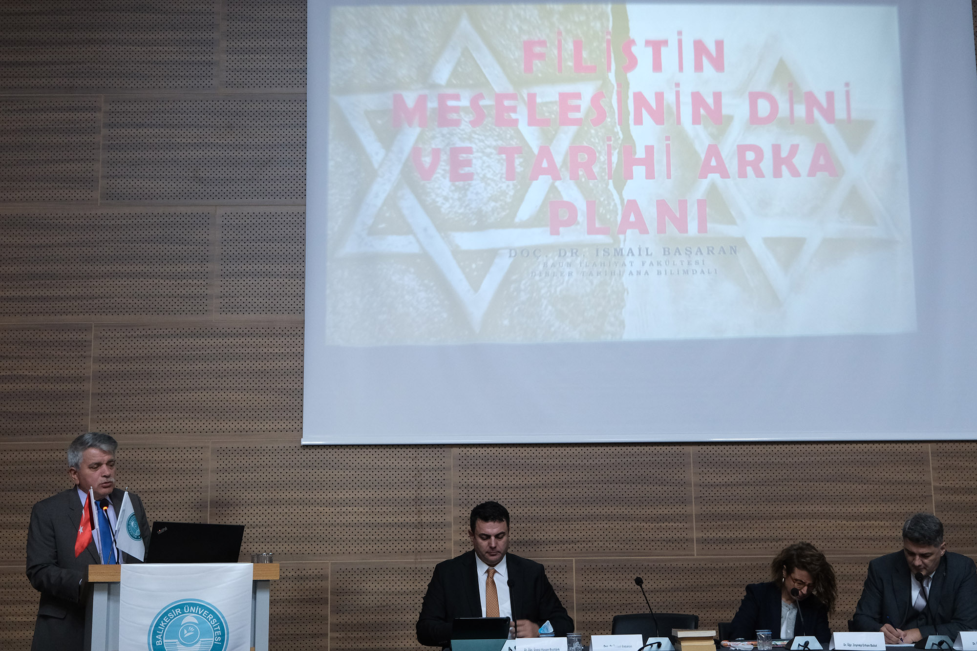 BAÜN’den Uluslararası Hukuka Önemli Katkı: Savaş ve Çatışma Konferansı Gerçekleştirildi 10