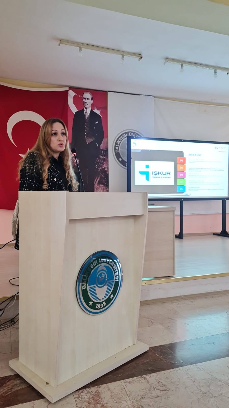 An education/training on Job Search Skills, CV Preparation, and Interview Techniques was organized for our college students by the Edremit İŞKUR District Directorate 5