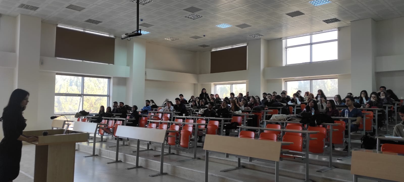 Veteriner Fakültesi Öğrencilerine İş Sağlığı ve Güvenliği Eğitimi 4