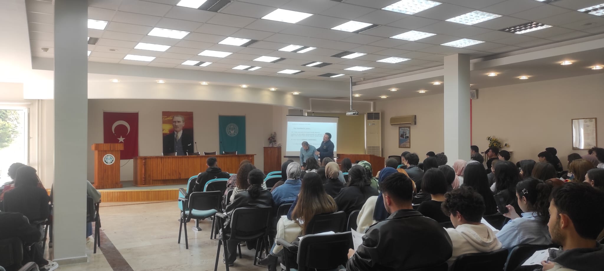 Turizm Fakültesi Gastronomi ve Mutfak Sanatları Bölümü Öğrencilerine İş Sağlığı ve Güvenliği Eğitimi 13