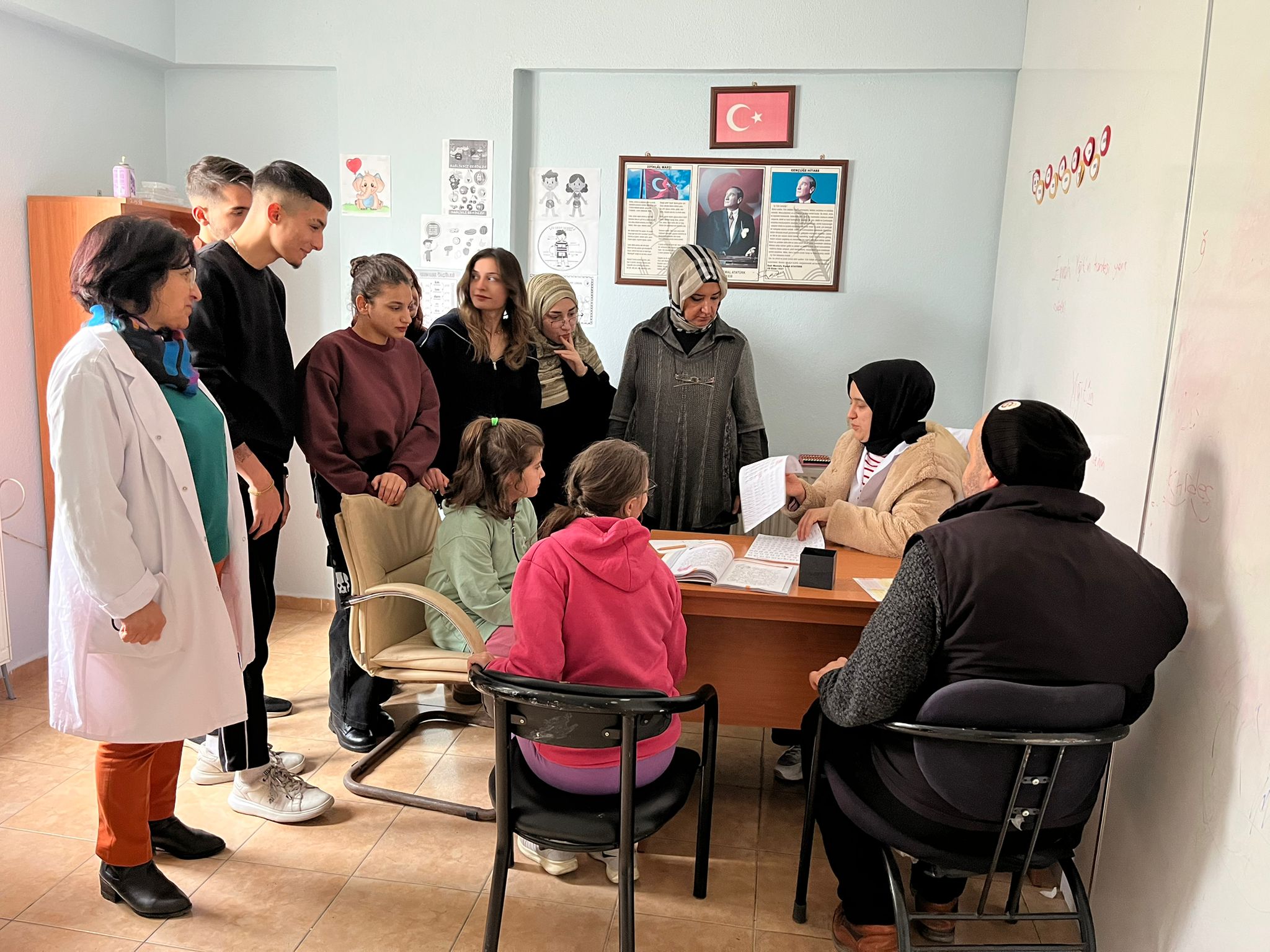 Dursunbey MYO’ dan  3 Aralık Dünya Engelliler Gününde Anlamlı Ziyareti