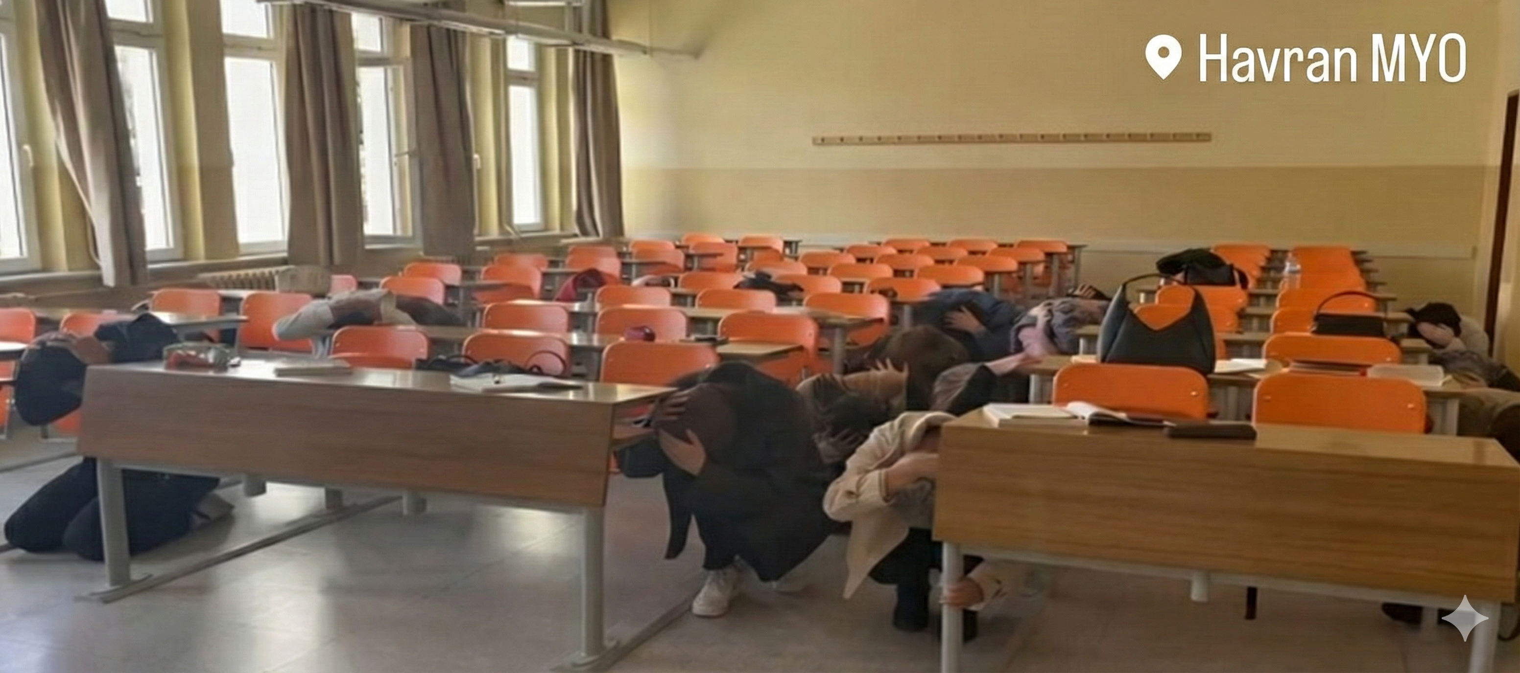 Üniversitemiz Genelinde Kapsamlı "İlk Yardım, Tahliye, Yangın ve Deprem Tatbikatları" Başarıyla Gerçekleştirildi 18