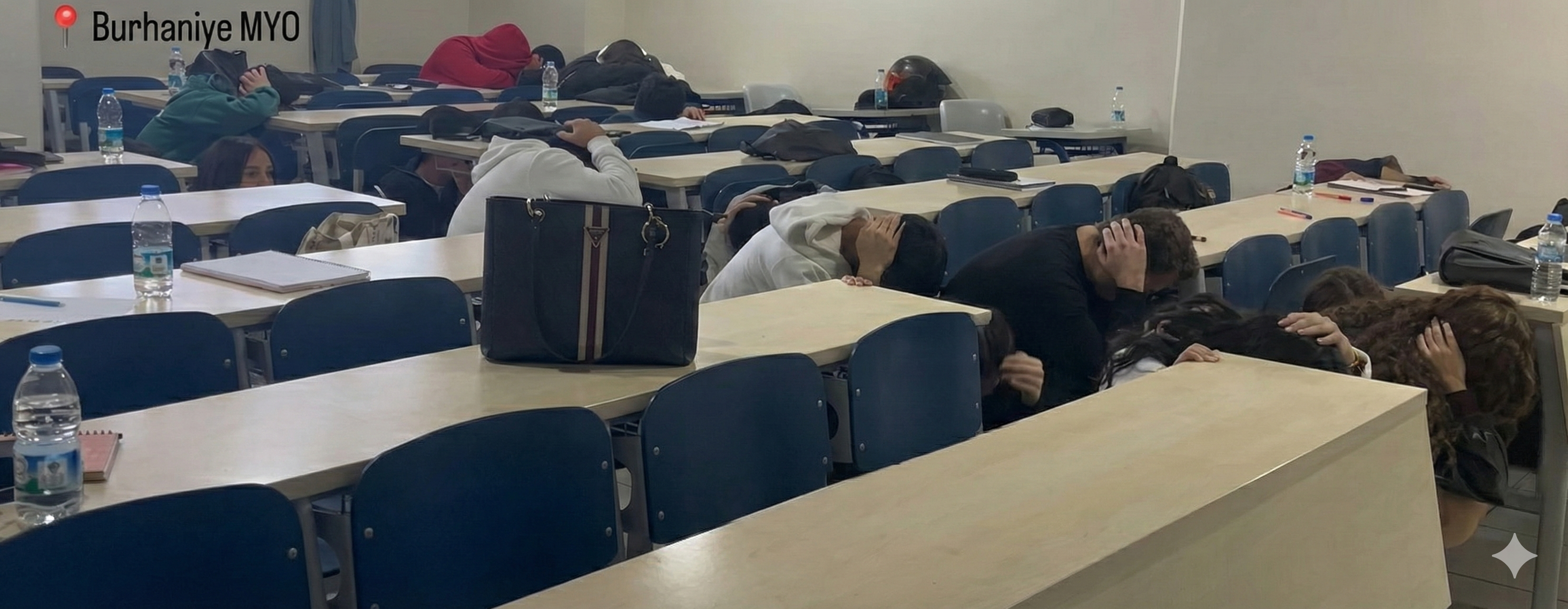 Üniversitemiz Genelinde Kapsamlı "İlk Yardım, Tahliye, Yangın ve Deprem Tatbikatları" Başarıyla Gerçekleştirildi 12