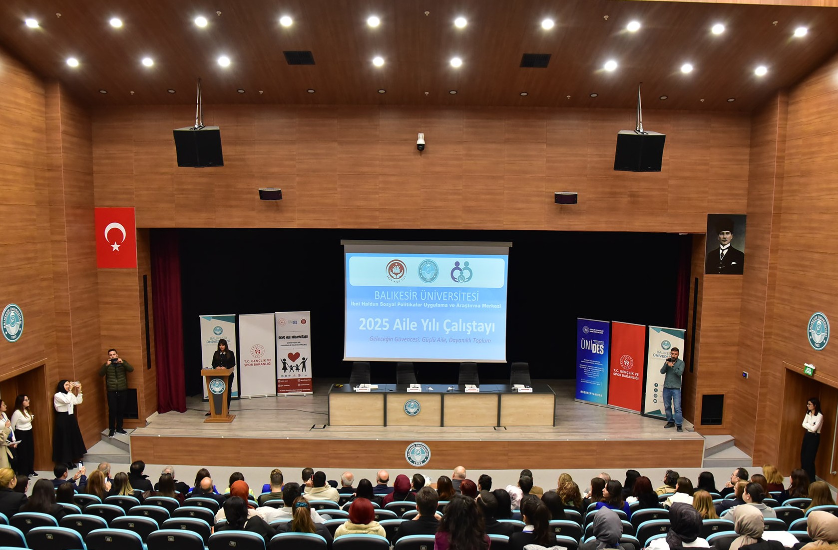 BAÜN’de Aile Yılı Çalıştayı “Geleceğin Güvencesi: Güçlü Aile, Dayanıklı Toplum” Temasıyla Gerçekleştirildi 4