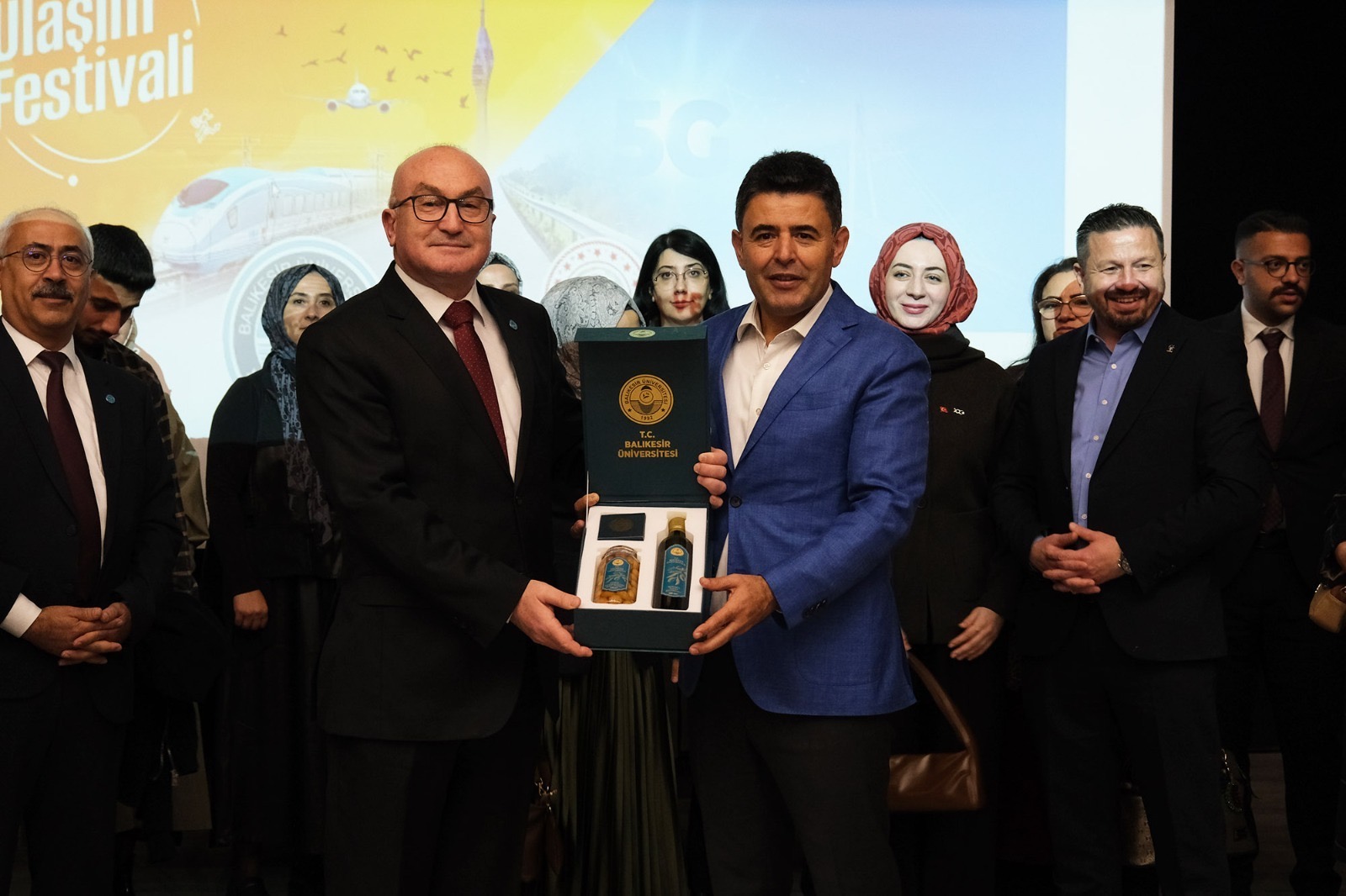 Ulaştırma ve Altyapı Bakan Yardımcısı Osman Boyraz Coşkuyla Gerçekleştirilen UFEST Balıkesir'de BAÜN’lü Öğrencilerle Buluştu 10