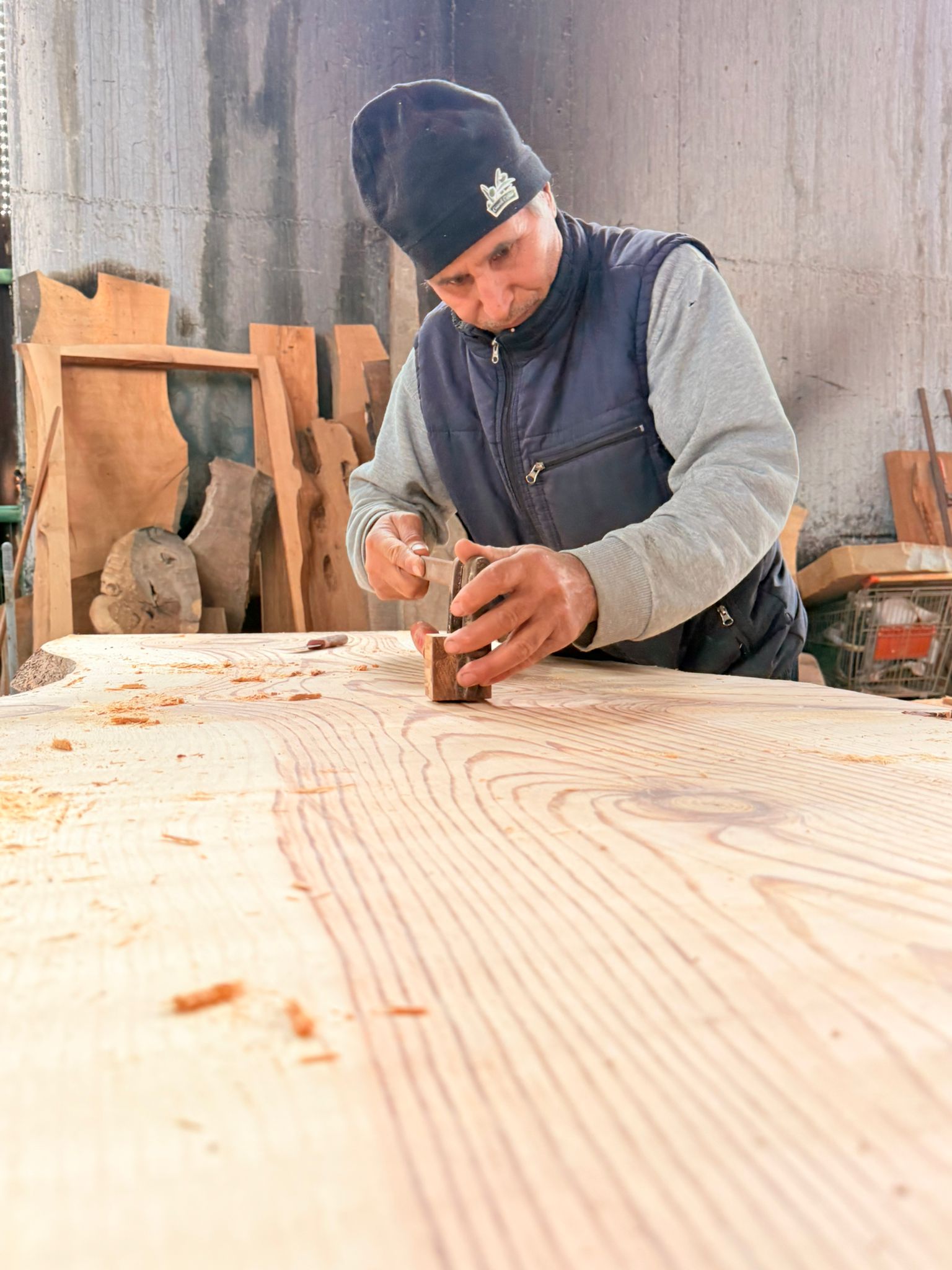 A Practical Technical Field Trip Organized within the Scope of Ayvalık Vocational School's Wood Conservation Course 13