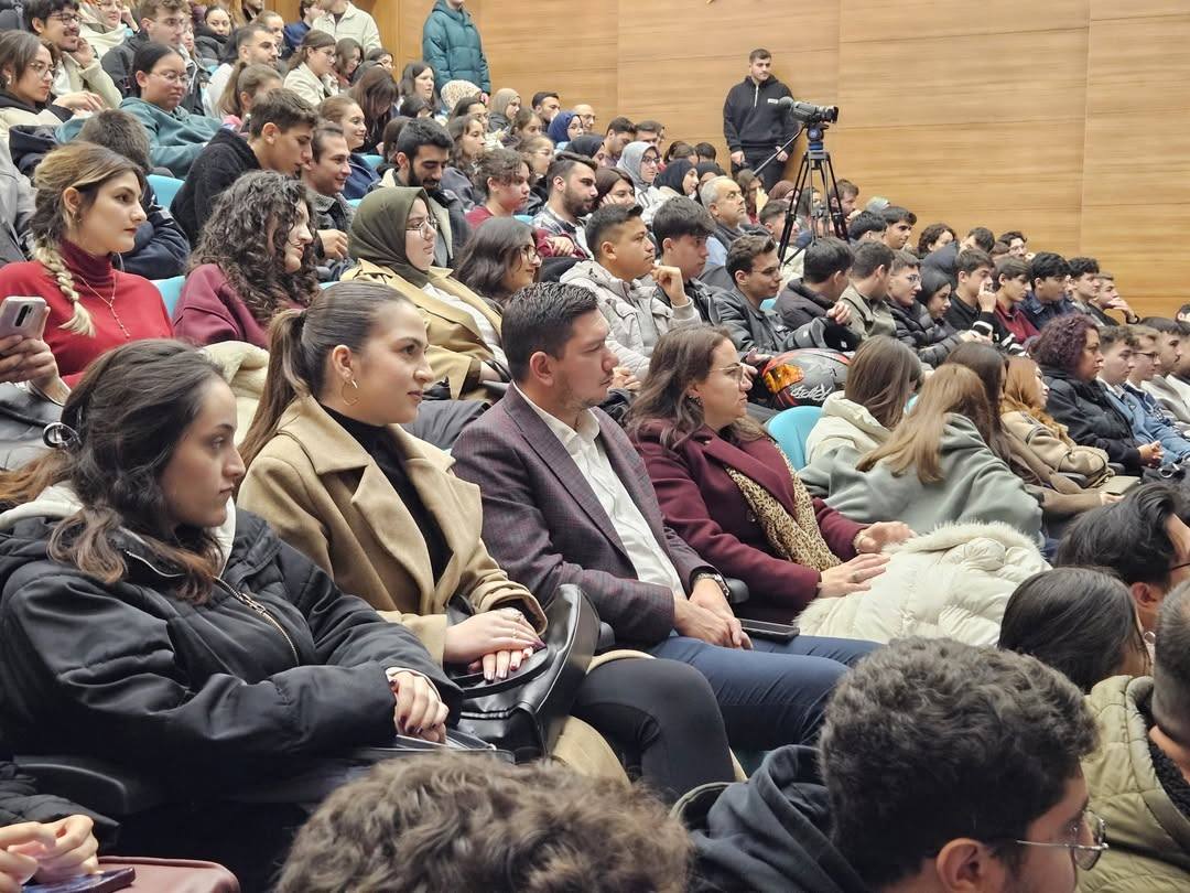 Ulaştırma ve Altyapı Bakan Yardımcısı Osman Boyraz, UFEST Kapsamında BAÜN TTO Standını Ziyaret Etti 4