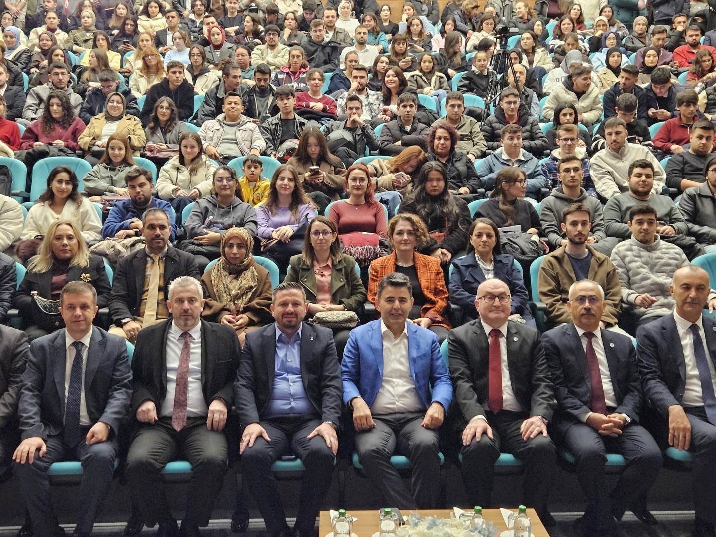 Ulaştırma ve Altyapı Bakan Yardımcısı Osman Boyraz, UFEST Kapsamında BAÜN TTO Standını Ziyaret Etti 3