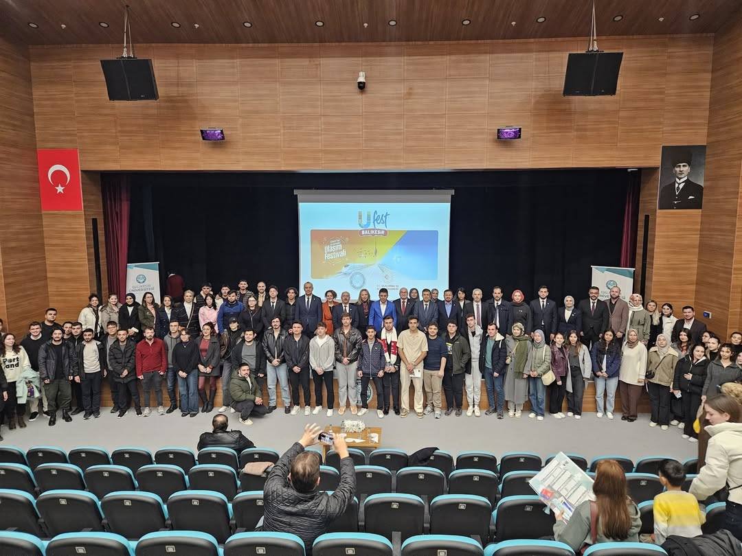 Ulaştırma ve Altyapı Bakan Yardımcısı Osman Boyraz, UFEST Kapsamında BAÜN TTO Standını Ziyaret Etti 2