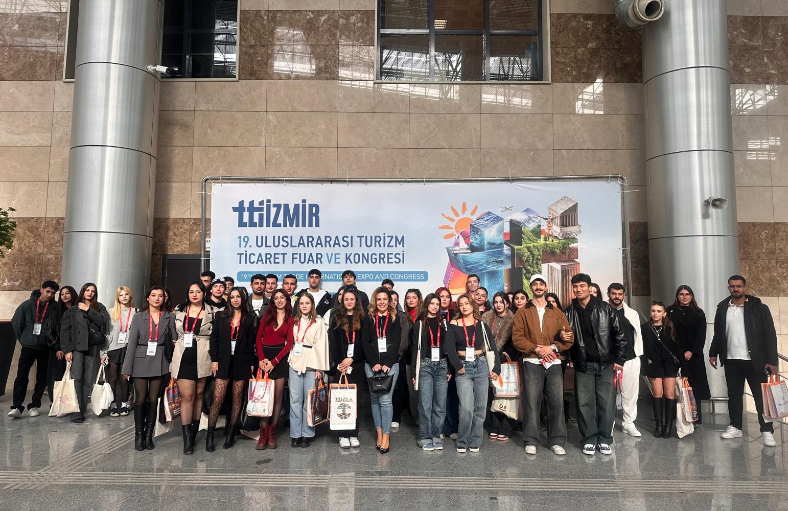 BAÜN Ayvalık MYO Öğrencileri, İzmir Uluslararası Turizm ve Ticaret Fuarında 1