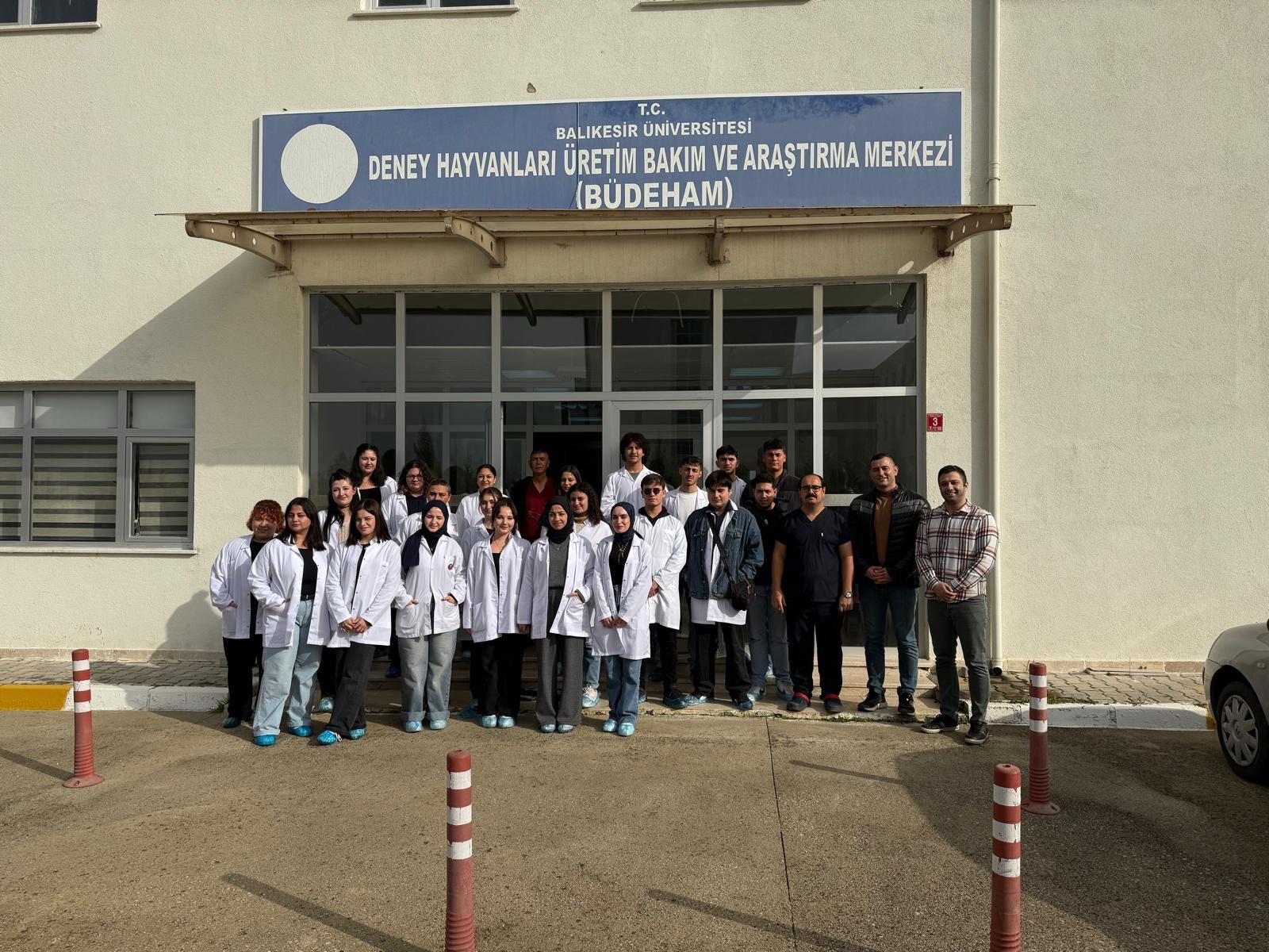 Laborant ve Veteriner Sağlık Programı Teknik Gezisi Gerçekleştirildi.