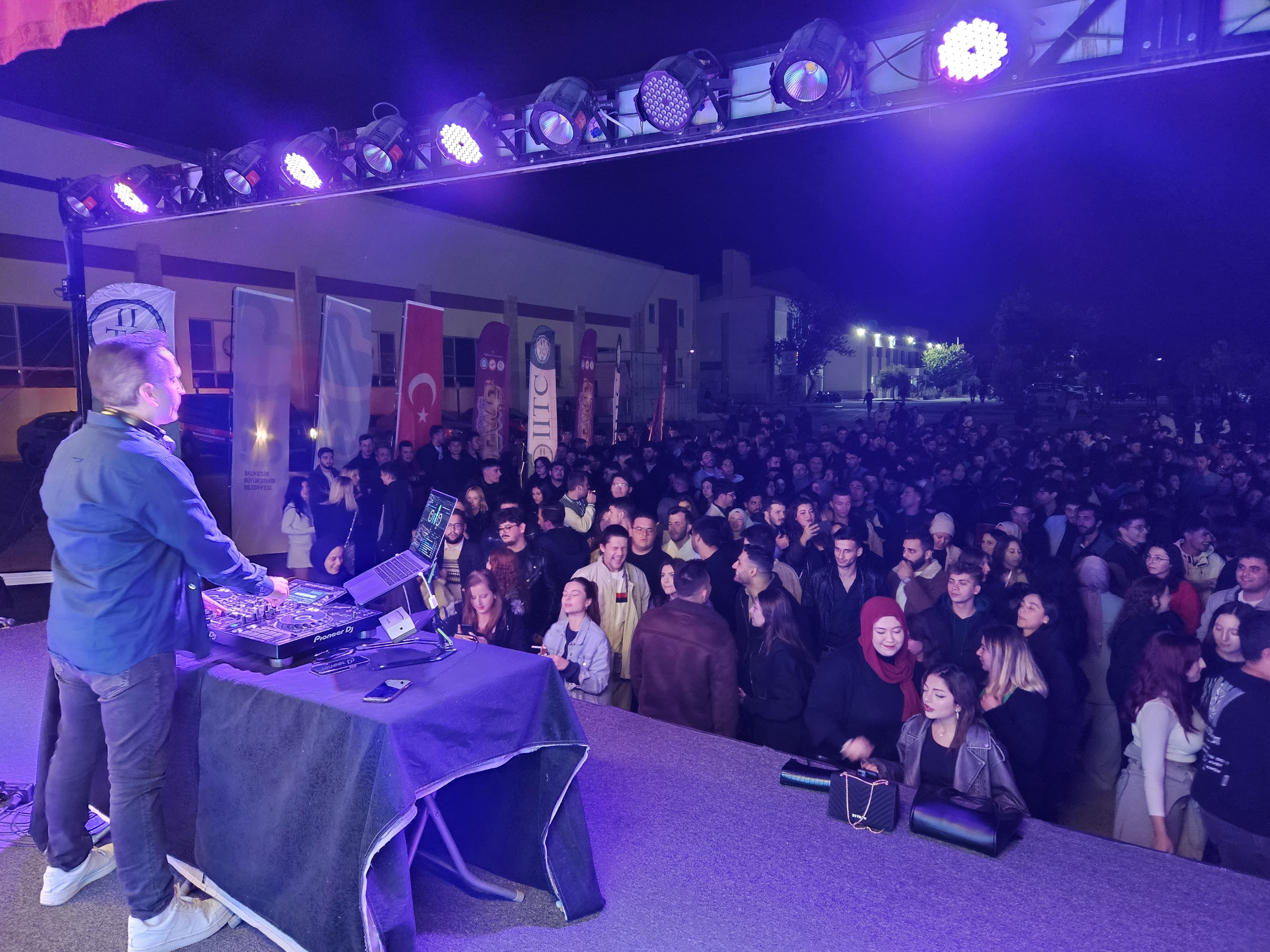 Balıkesir University Students Had a Great Time at the IF Party 1