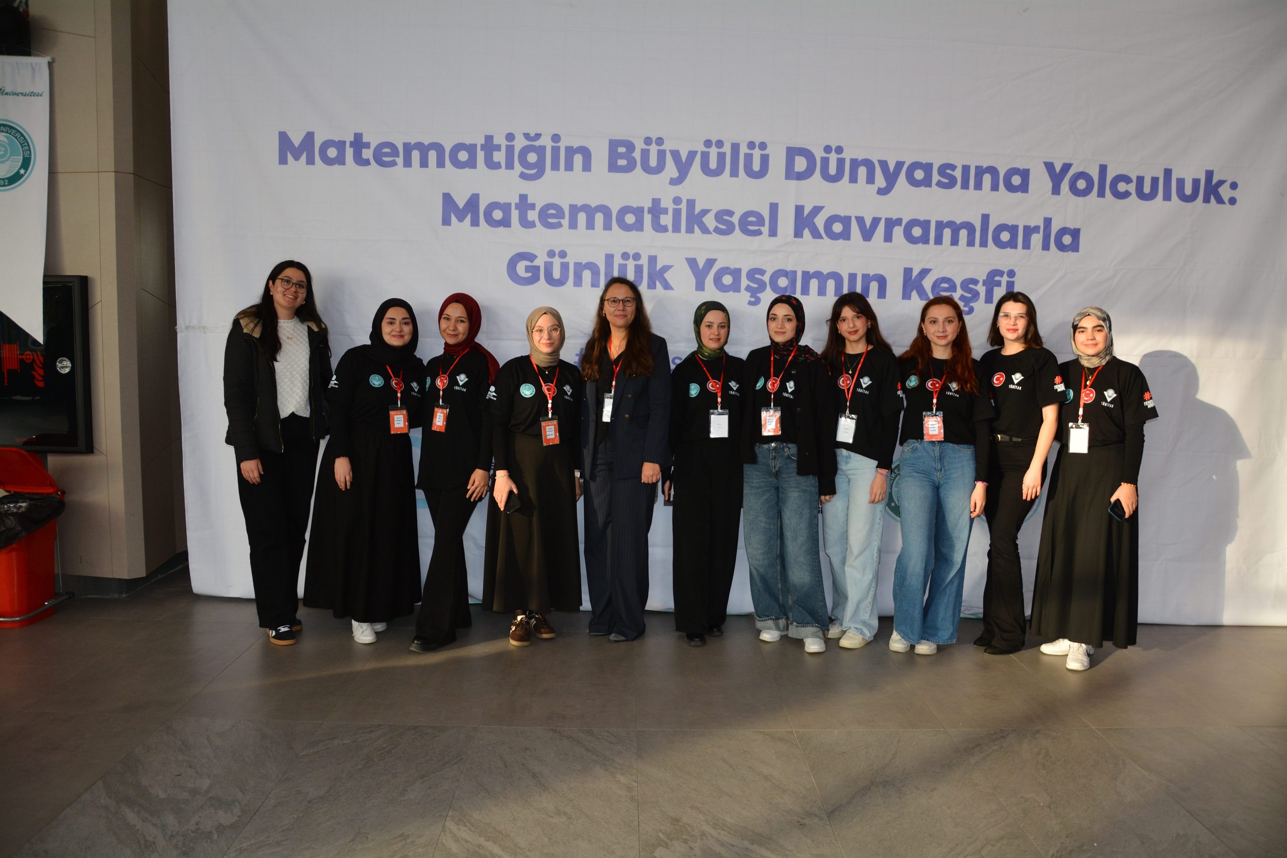 Matematiğin Büyülü Dünyasına Yolculuk Bilim Şenliği 6 Binin Üzerinde Katılımcıyla Büyük Coşkuyla Gerçekleşti 12