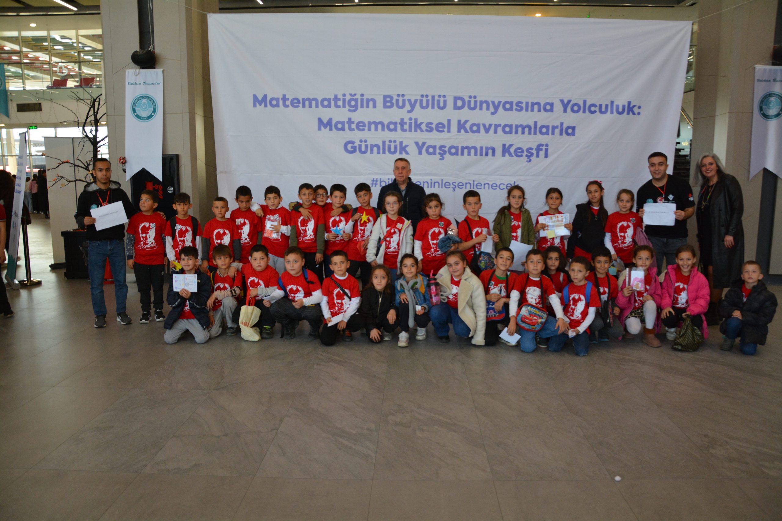 Matematiğin Büyülü Dünyasına Yolculuk Bilim Şenliği 6 Binin Üzerinde Katılımcıyla Büyük Coşkuyla Gerçekleşti 47