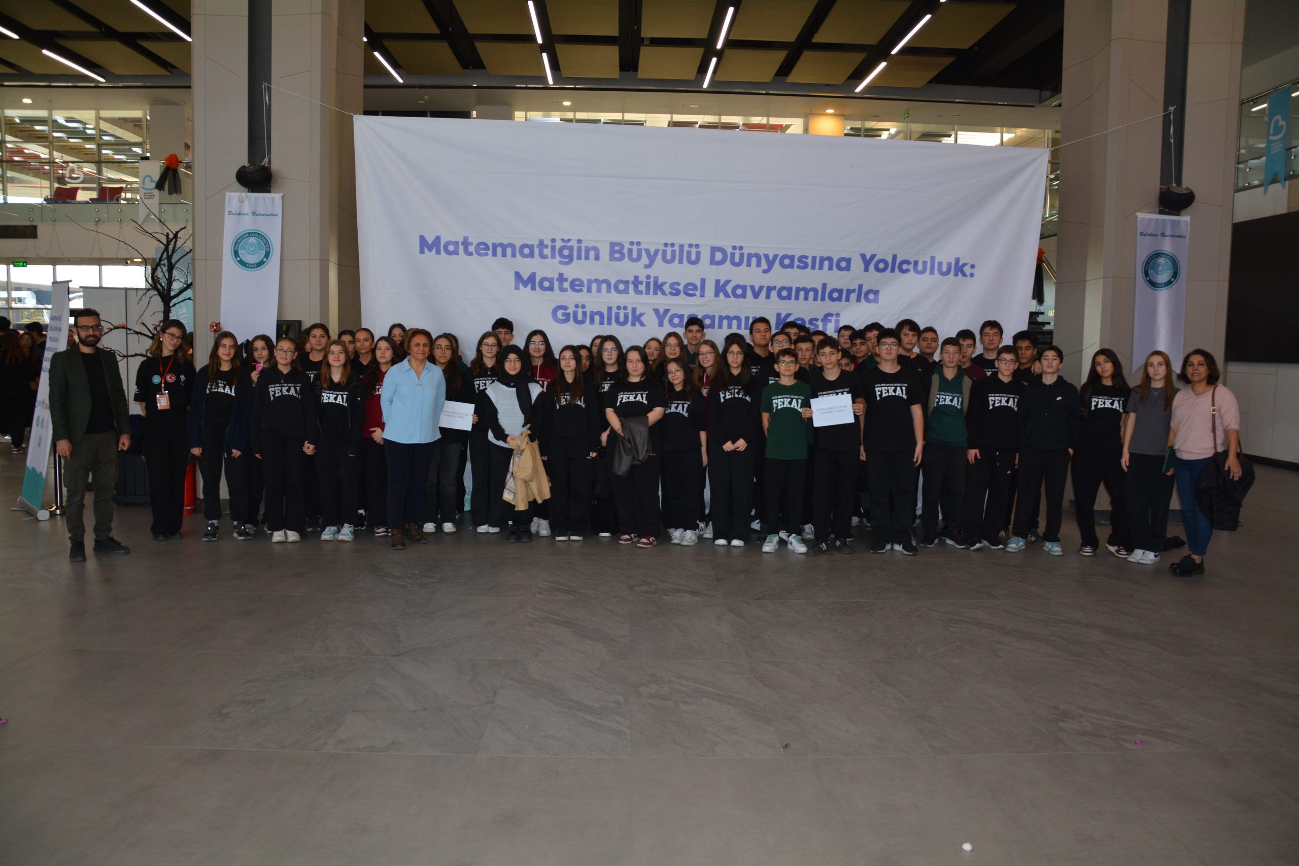 Matematiğin Büyülü Dünyasına Yolculuk Bilim Şenliği 6 Binin Üzerinde Katılımcıyla Büyük Coşkuyla Gerçekleşti 43