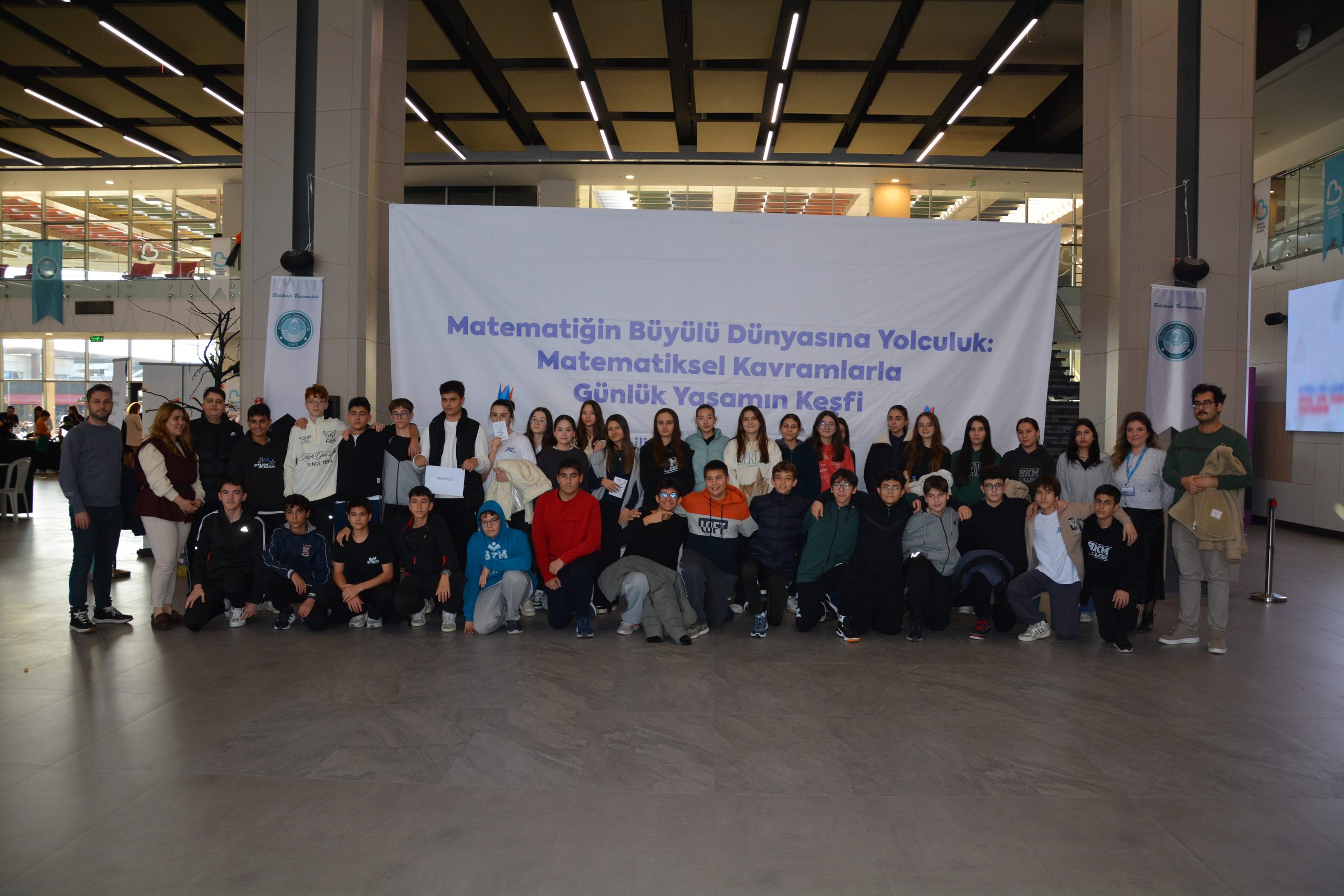 Matematiğin Büyülü Dünyasına Yolculuk Bilim Şenliği 6 Binin Üzerinde Katılımcıyla Büyük Coşkuyla Gerçekleşti 55