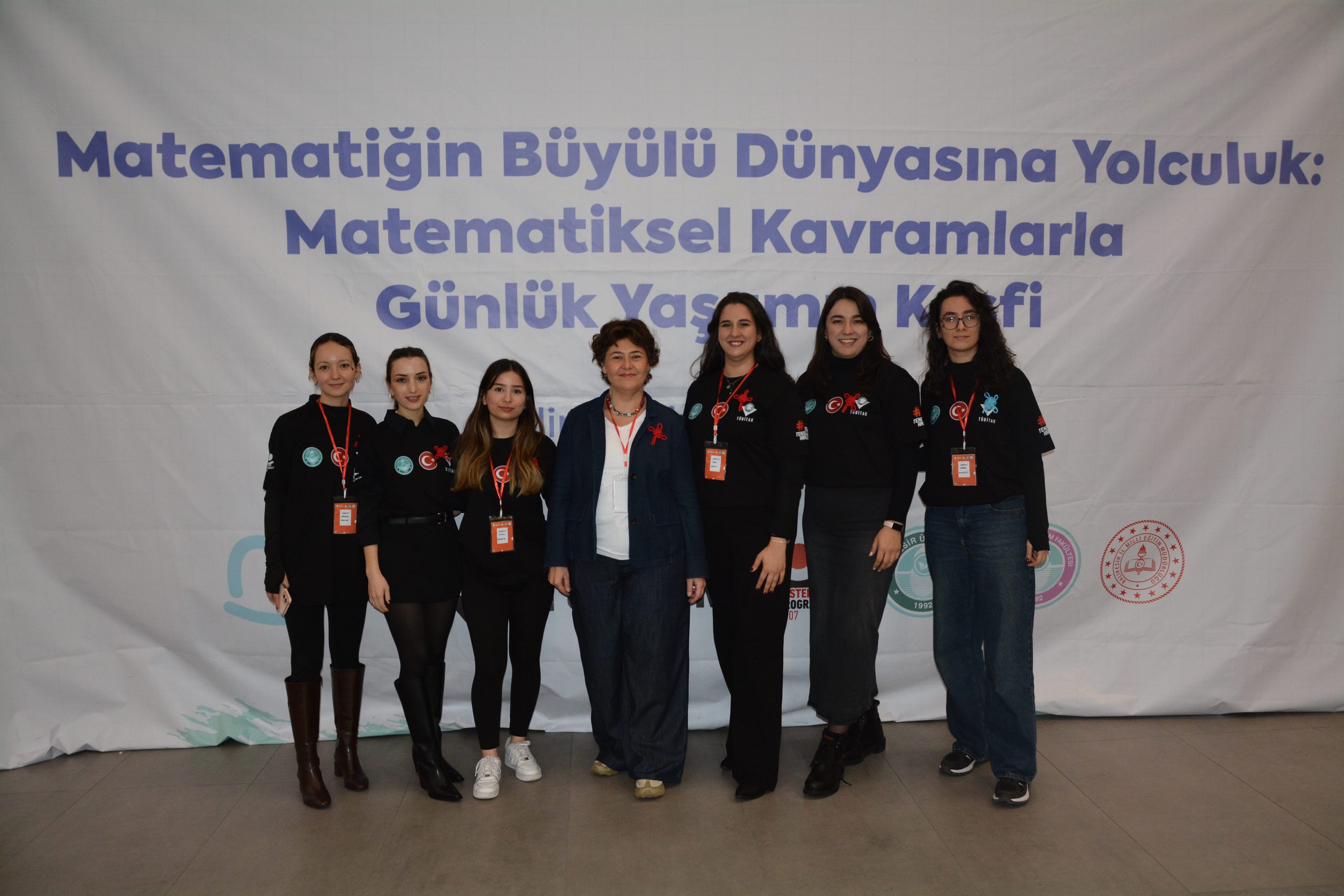 Matematiğin Büyülü Dünyasına Yolculuk Bilim Şenliği 6 Binin Üzerinde Katılımcıyla Büyük Coşkuyla Gerçekleşti 74