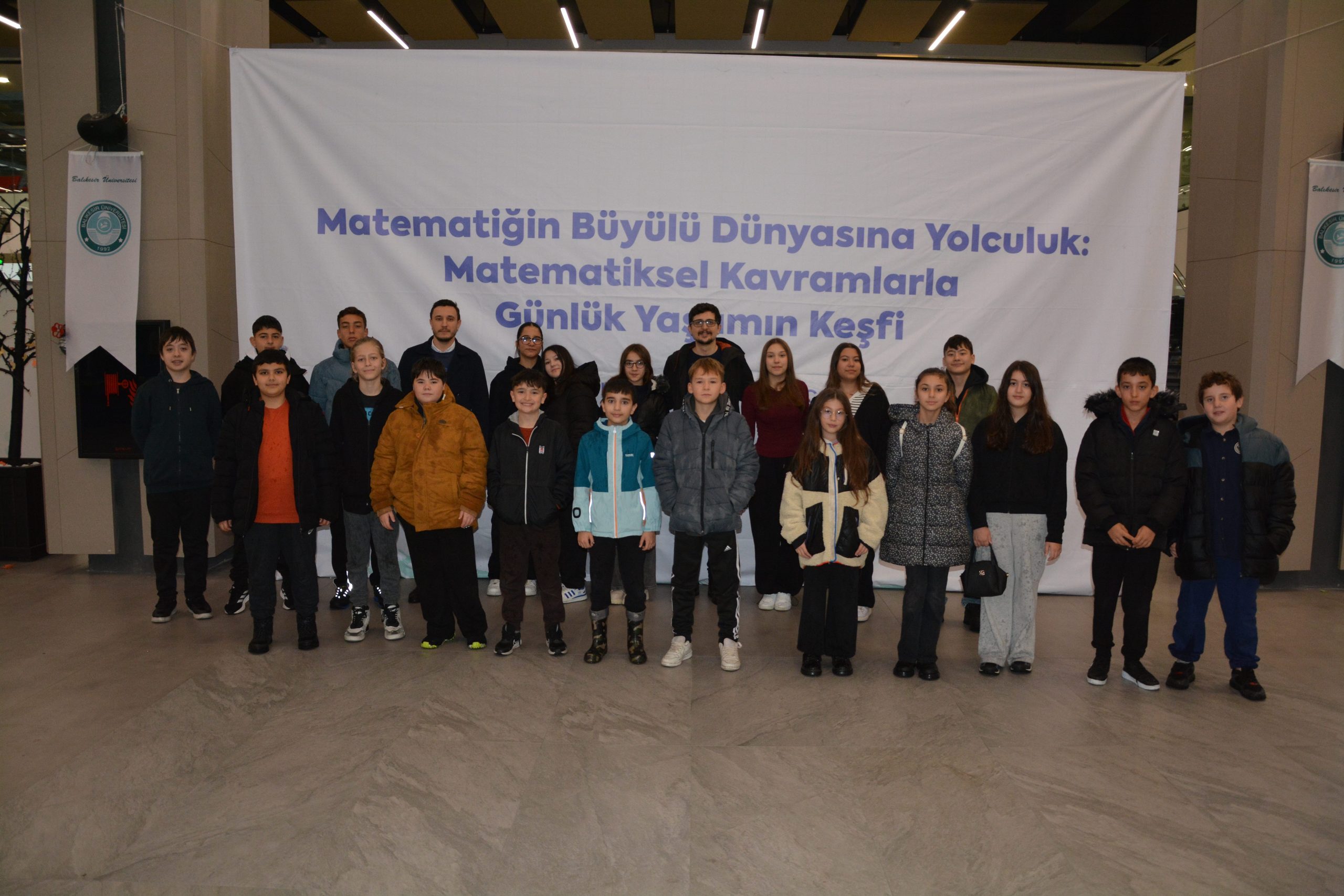 Matematiğin Büyülü Dünyasına Yolculuk Bilim Şenliği 6 Binin Üzerinde Katılımcıyla Büyük Coşkuyla Gerçekleşti 88