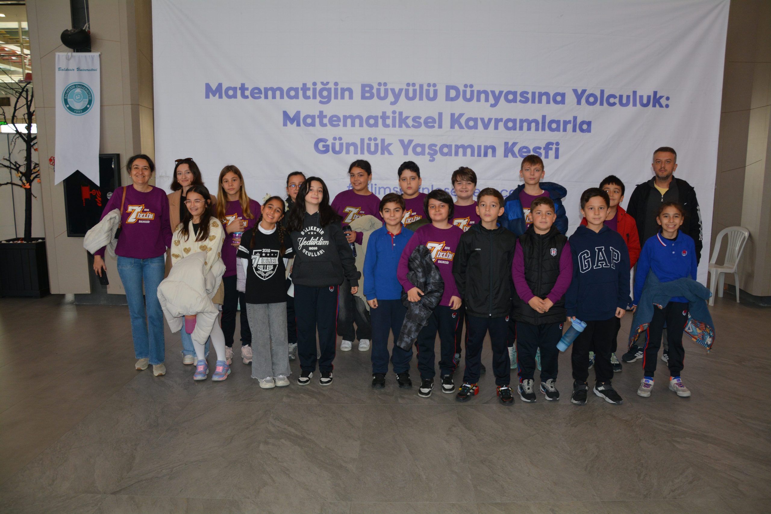 Matematiğin Büyülü Dünyasına Yolculuk Bilim Şenliği 6 Binin Üzerinde Katılımcıyla Büyük Coşkuyla Gerçekleşti 97
