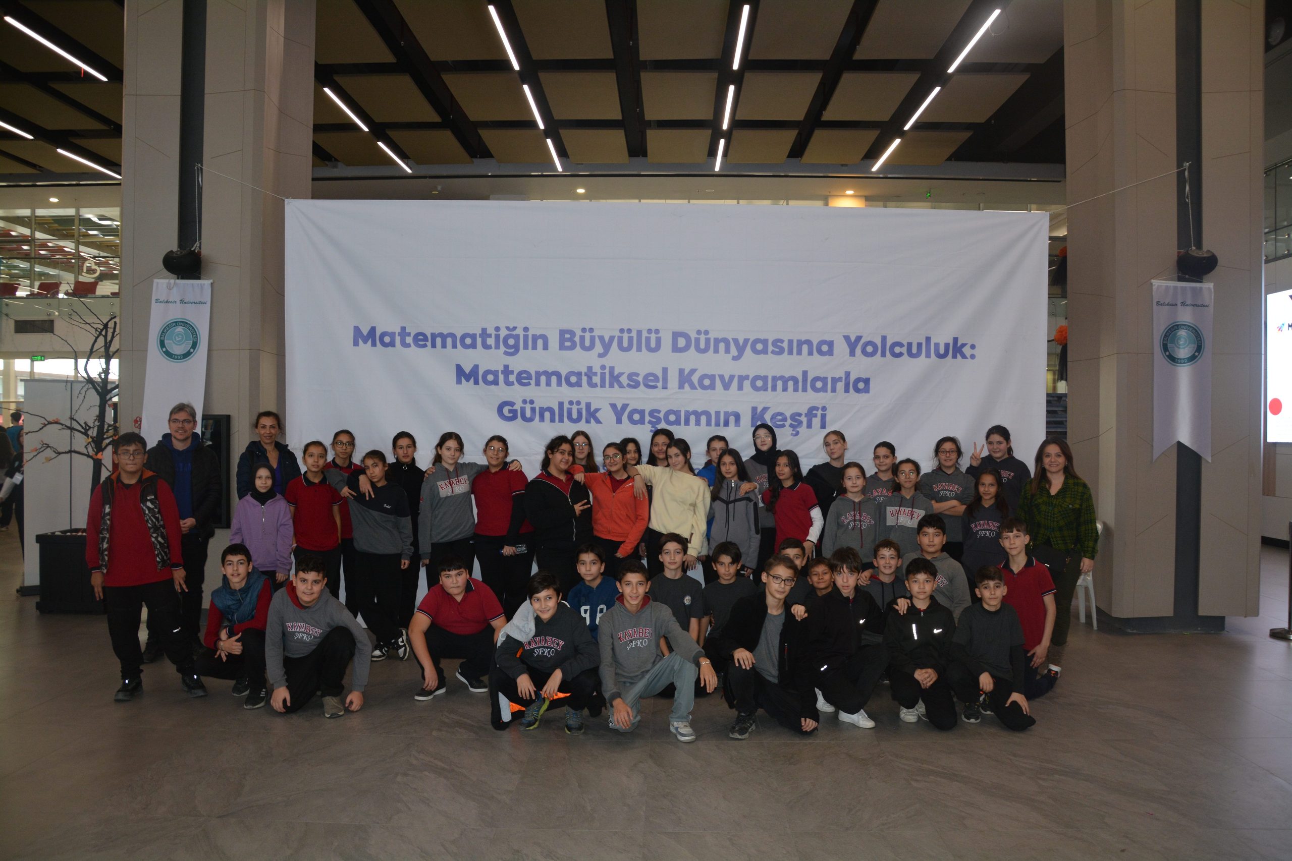 Matematiğin Büyülü Dünyasına Yolculuk Bilim Şenliği 6 Binin Üzerinde Katılımcıyla Büyük Coşkuyla Gerçekleşti 130