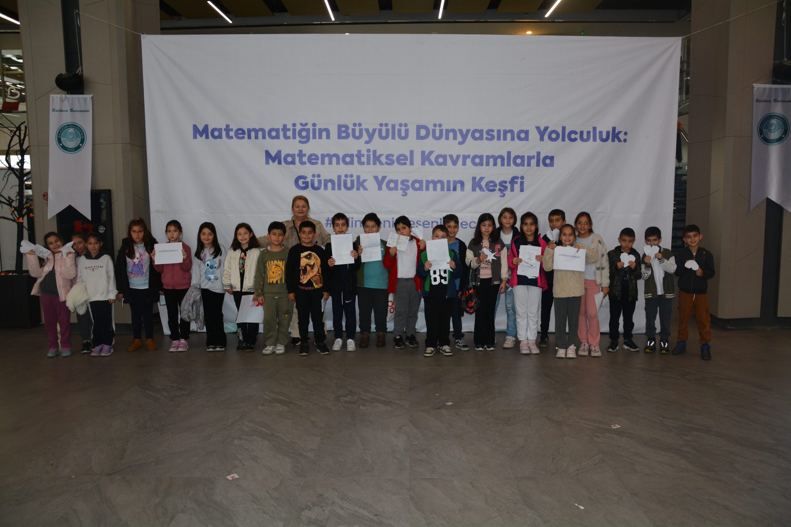 Matematiğin Büyülü Dünyasına Yolculuk Bilim Şenliği 6 Binin Üzerinde Katılımcıyla Büyük Coşkuyla Gerçekleşti 144