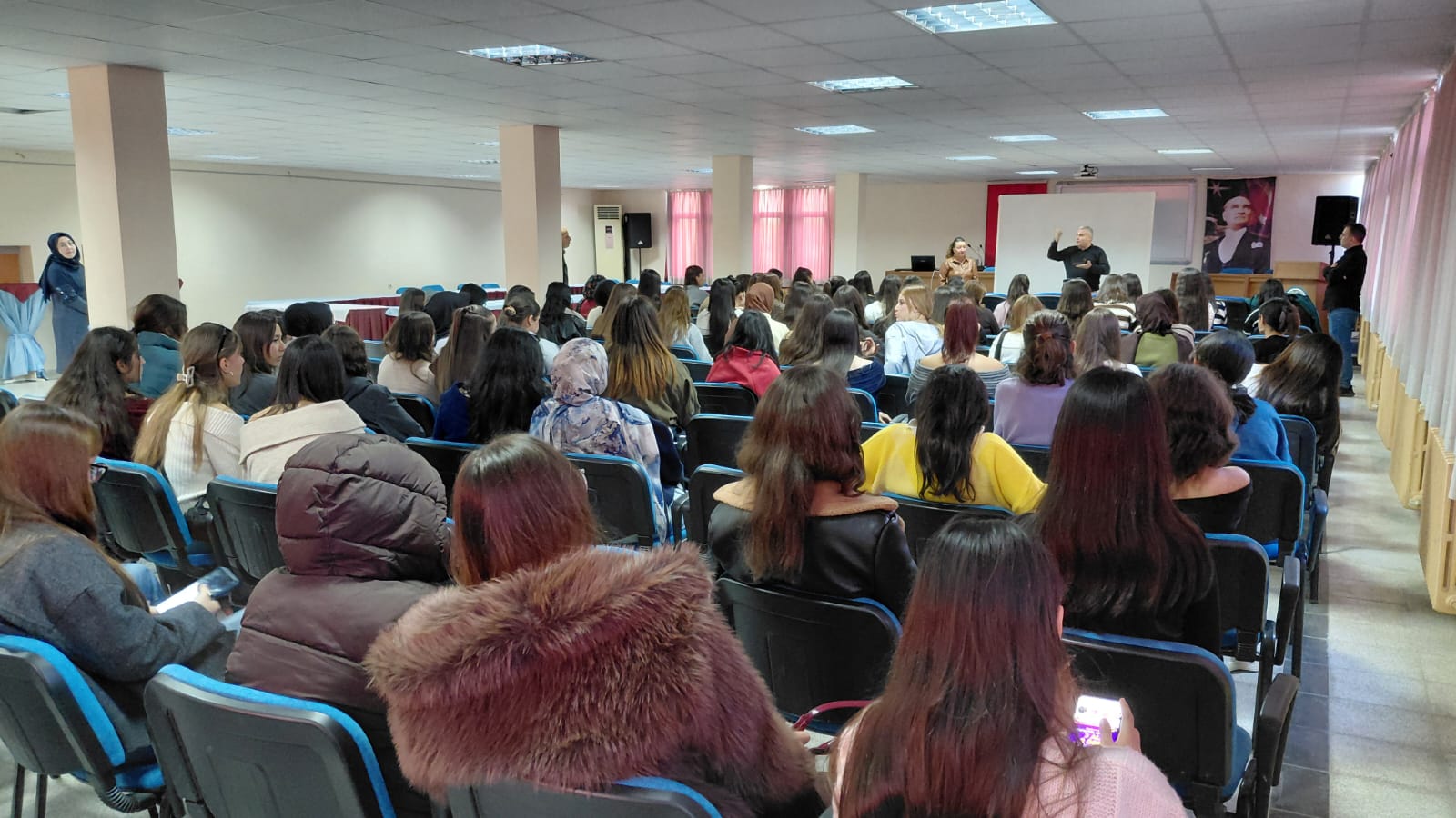Geleceğin Üniversiteli Adaylarından Ayvalık MYO'ya Kariyer Yolculuğu 4