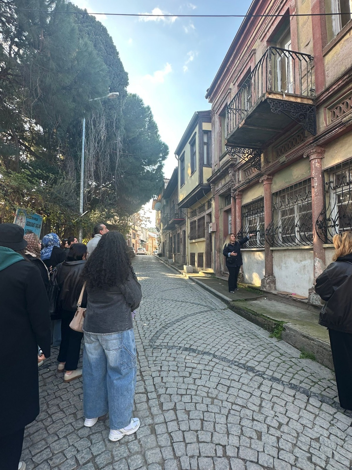  Rölöve Dersi Kapsamında Öğr. Gör. Gülşah Yetgin Gözüaçık'ın yürütücülüğünde Alan Çalışması Gerçekleştirildi. 2