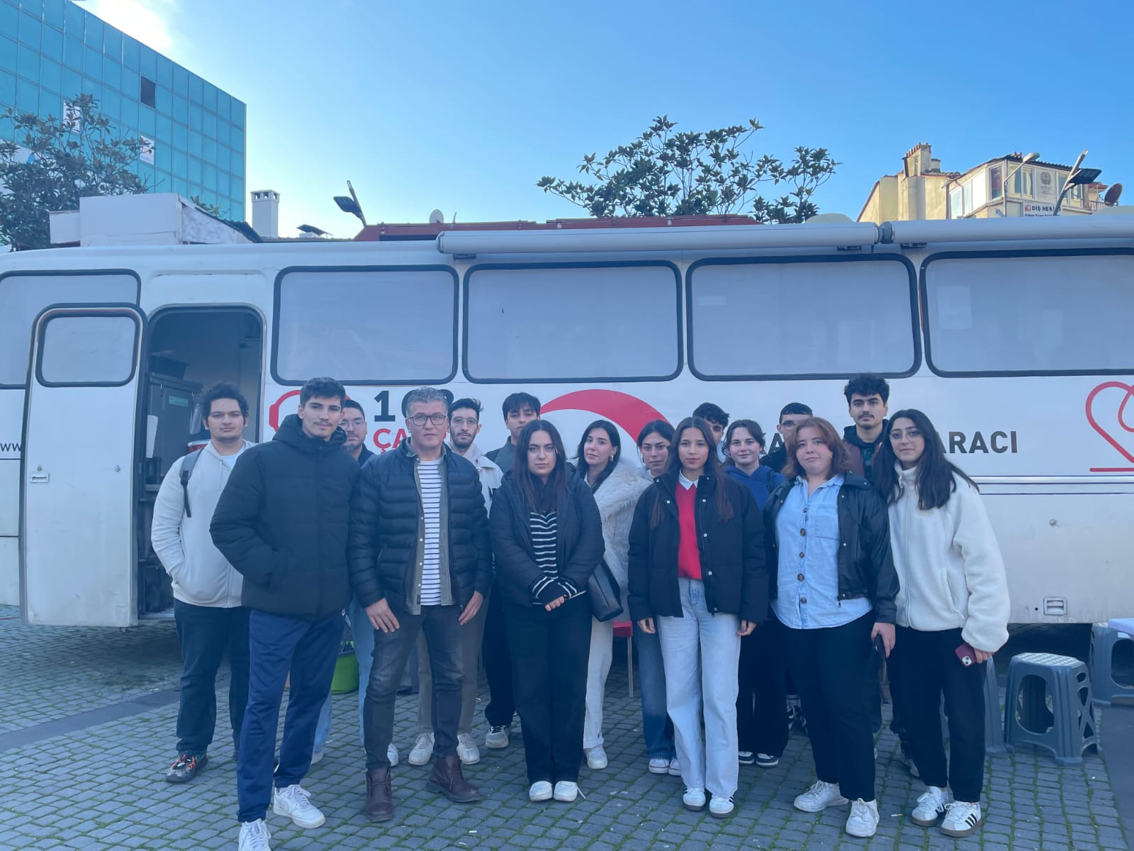 Balıkesir Üniversitesi Altınoluk MYO Öğrencilerinden Kan Ver, Can Ver Gönüllülük Çalışması 1