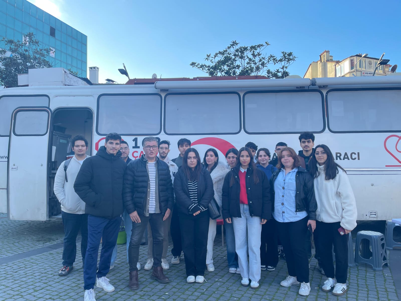 Balıkesir Üniversitesi Altınoluk MYO Öğrencilerinden “Kan Ver, Can Ver” Gönüllülük Çalışması
