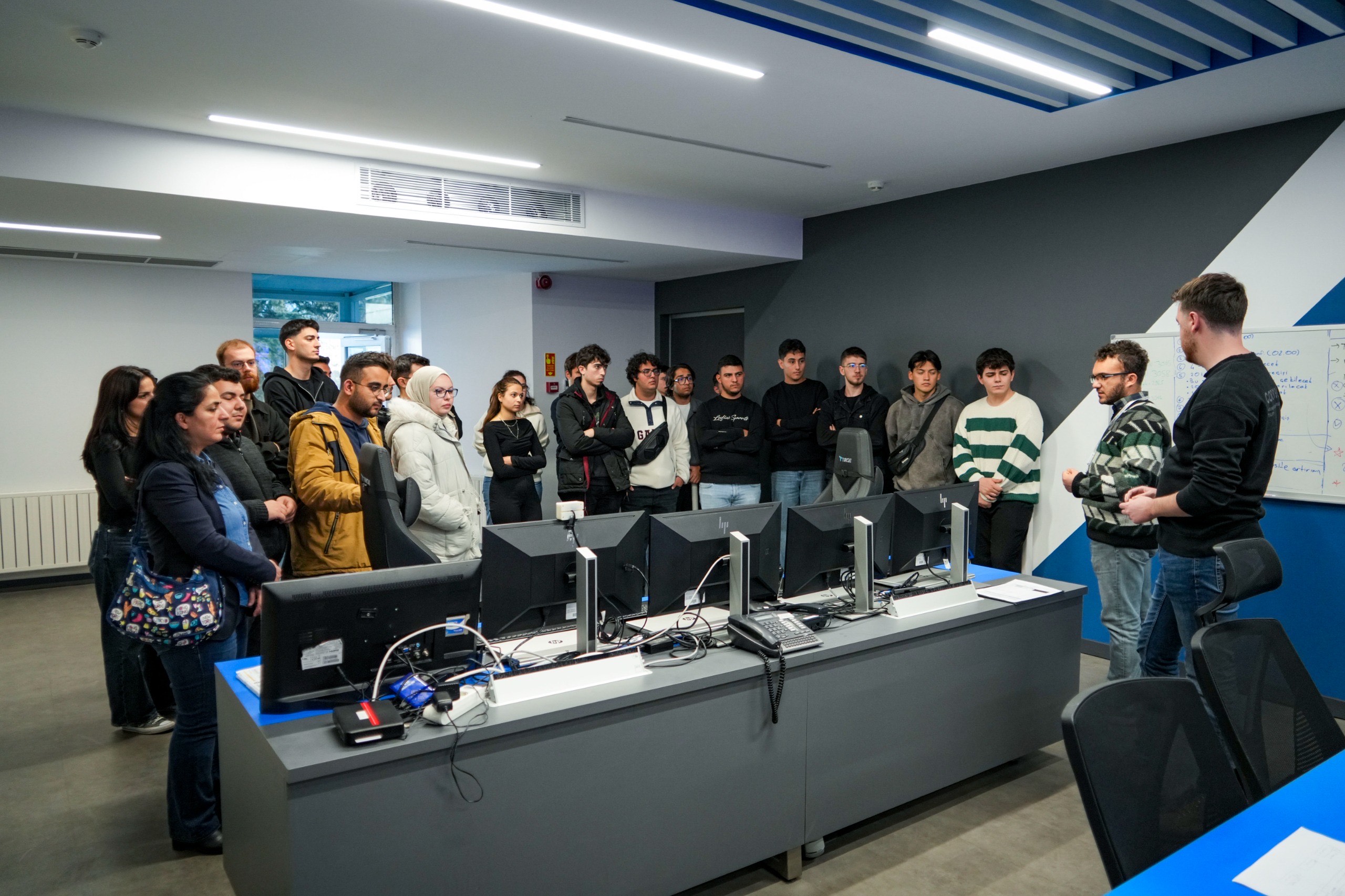 Uluslararası Elektrik Elektronik Mühendislik Topluluğu (IEEE) TÜRKSAT Gezisi Etkinliği 1