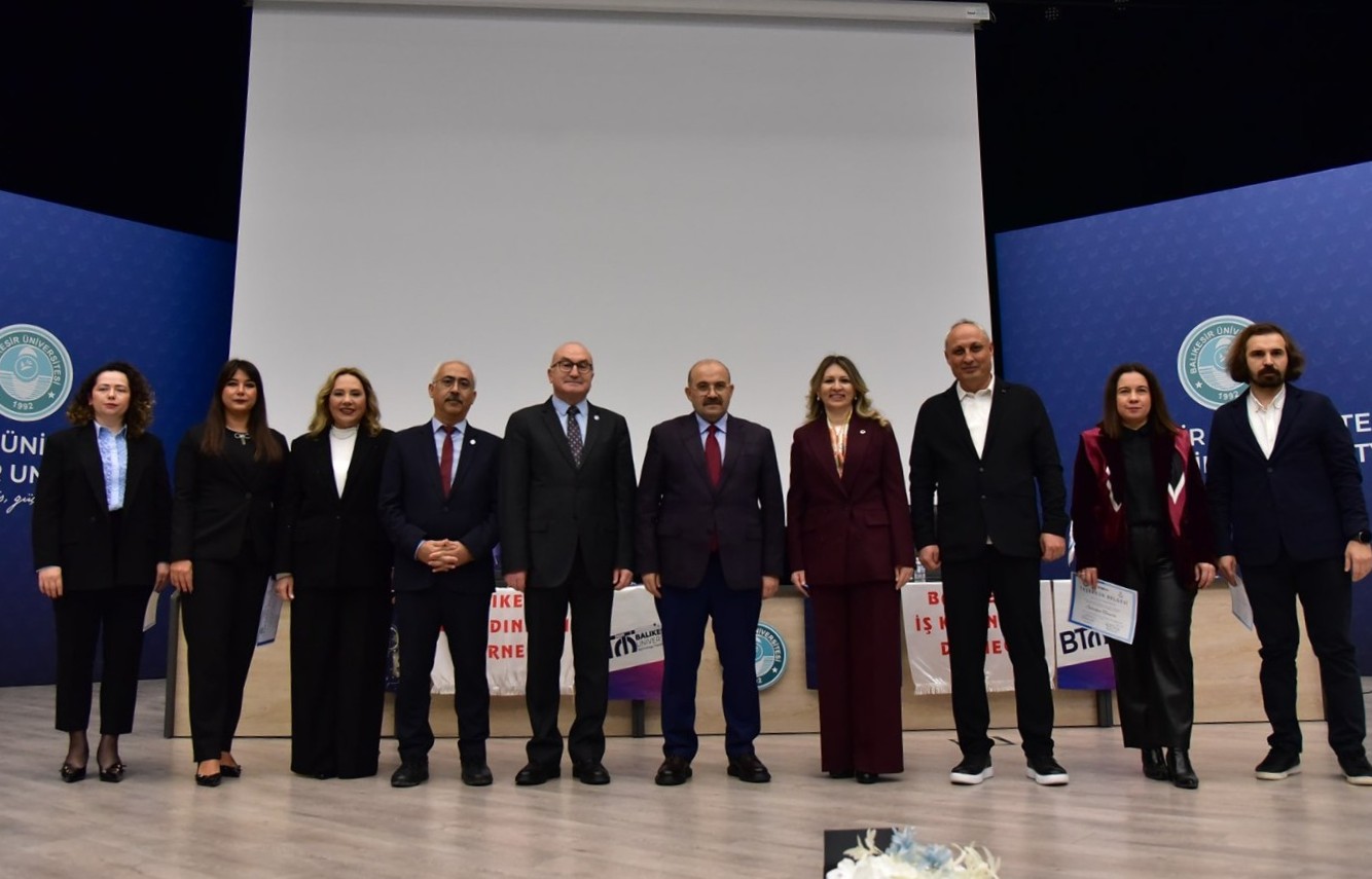 BAÜN’de Geleceğe Yön Veren Buluşma: “Geleceğini Tasarla” Paneli Yoğun İlgiyle Gerçekleştirildi 17