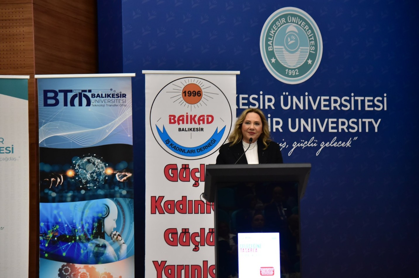 BAÜN’de Geleceğe Yön Veren Buluşma: “Geleceğini Tasarla” Paneli Yoğun İlgiyle Gerçekleştirildi 5