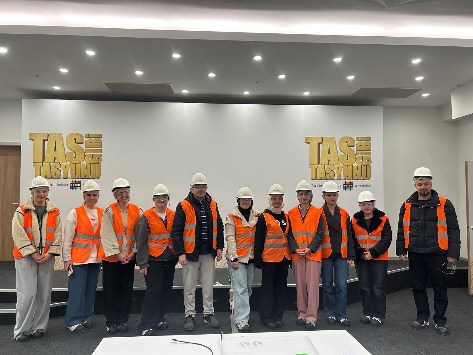 Kimya Teknolojisi Programı Öğrencilerinden Betek Fabrikasına Teknik Gezi 3